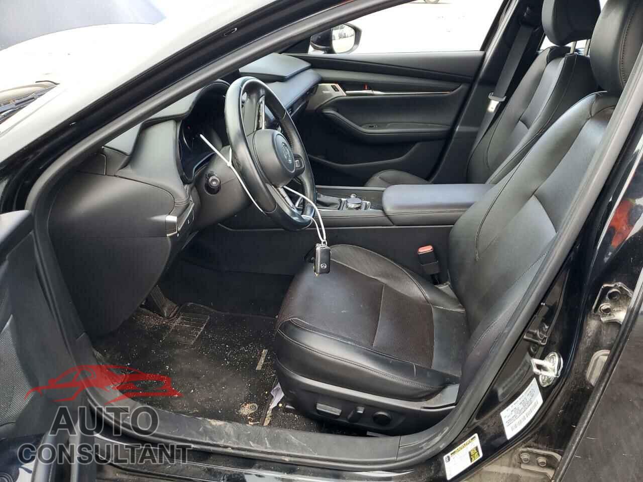 MAZDA 3 2019 - JM1BPANMXK1138406