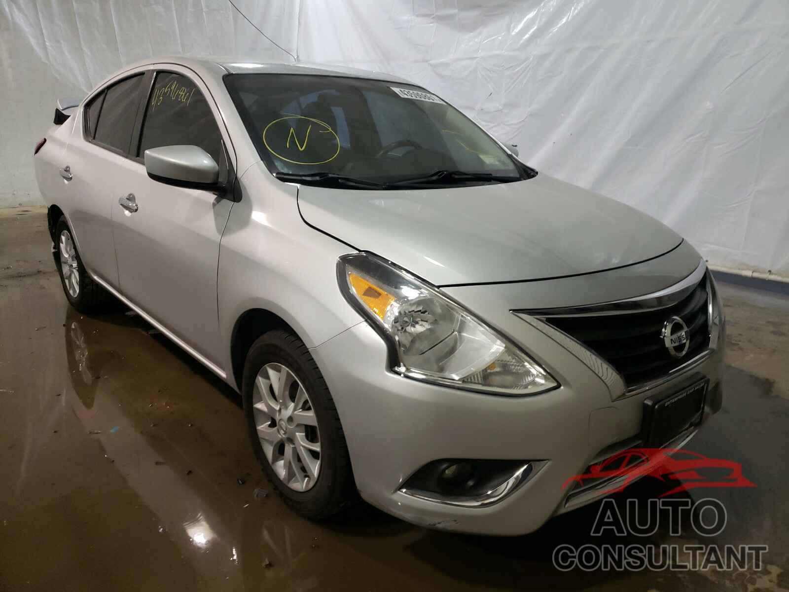 NISSAN VERSA 2018 - 3N1CN7APXJL881574