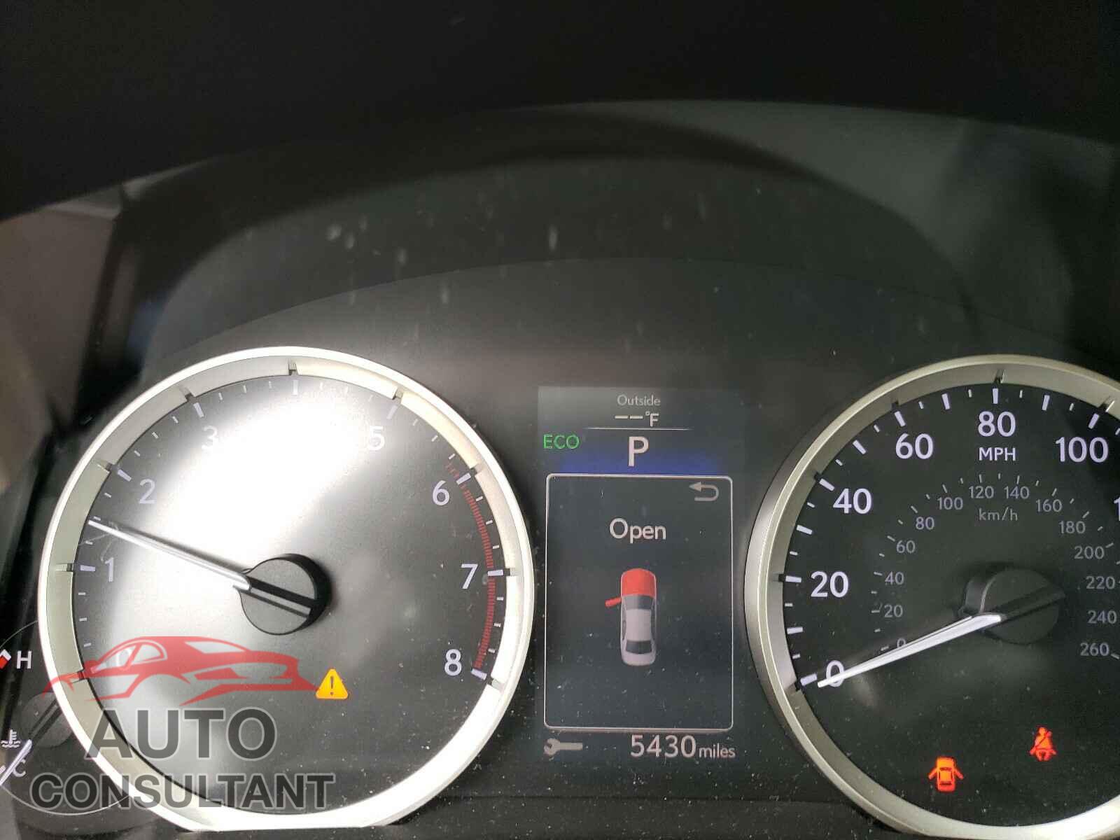LEXUS IS 2016 - JTHBA1D25G5020215