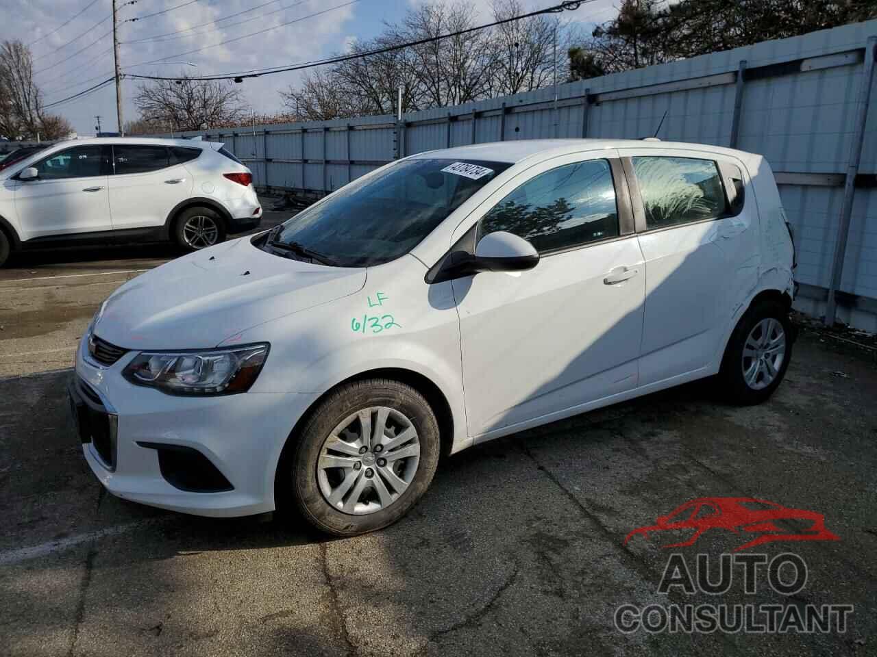 CHEVROLET SONIC 2017 - 1G1JG6SH7H4141862