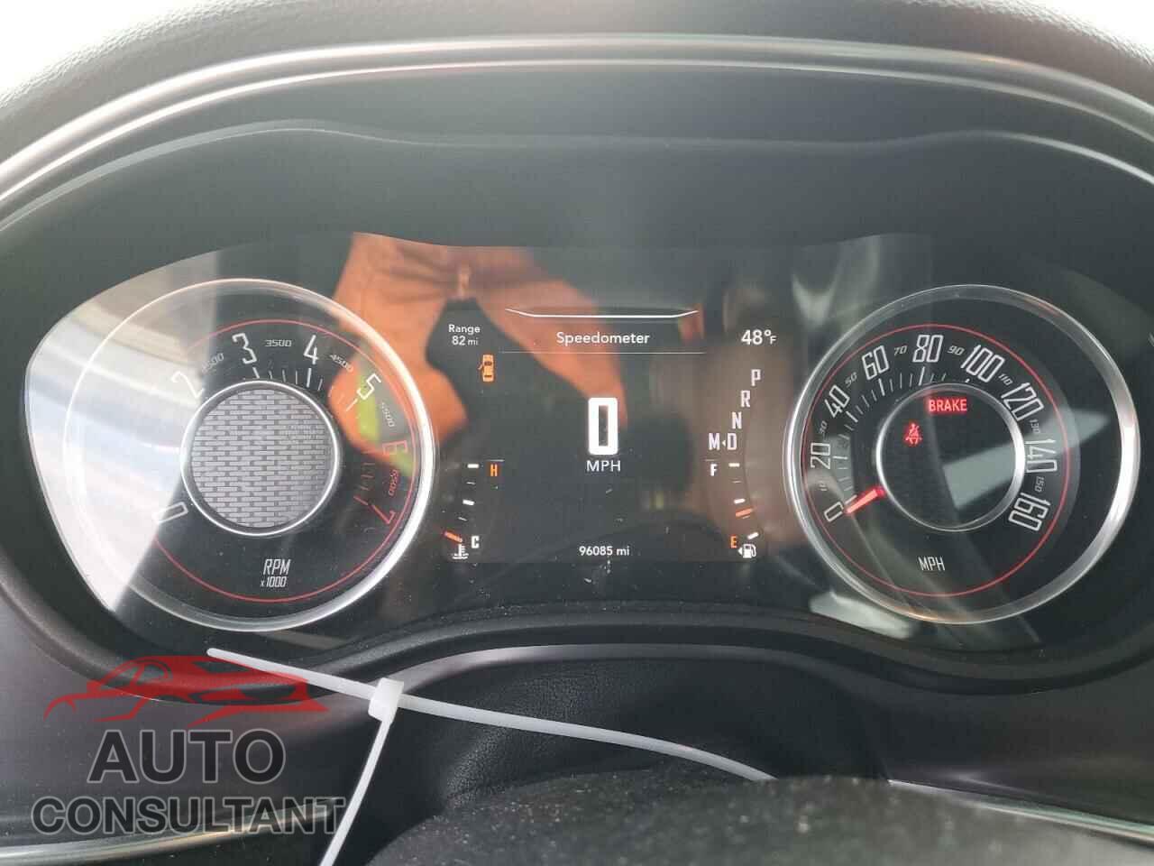DODGE CHALLENGER 2015 - 2C3CDZAT1FH705168