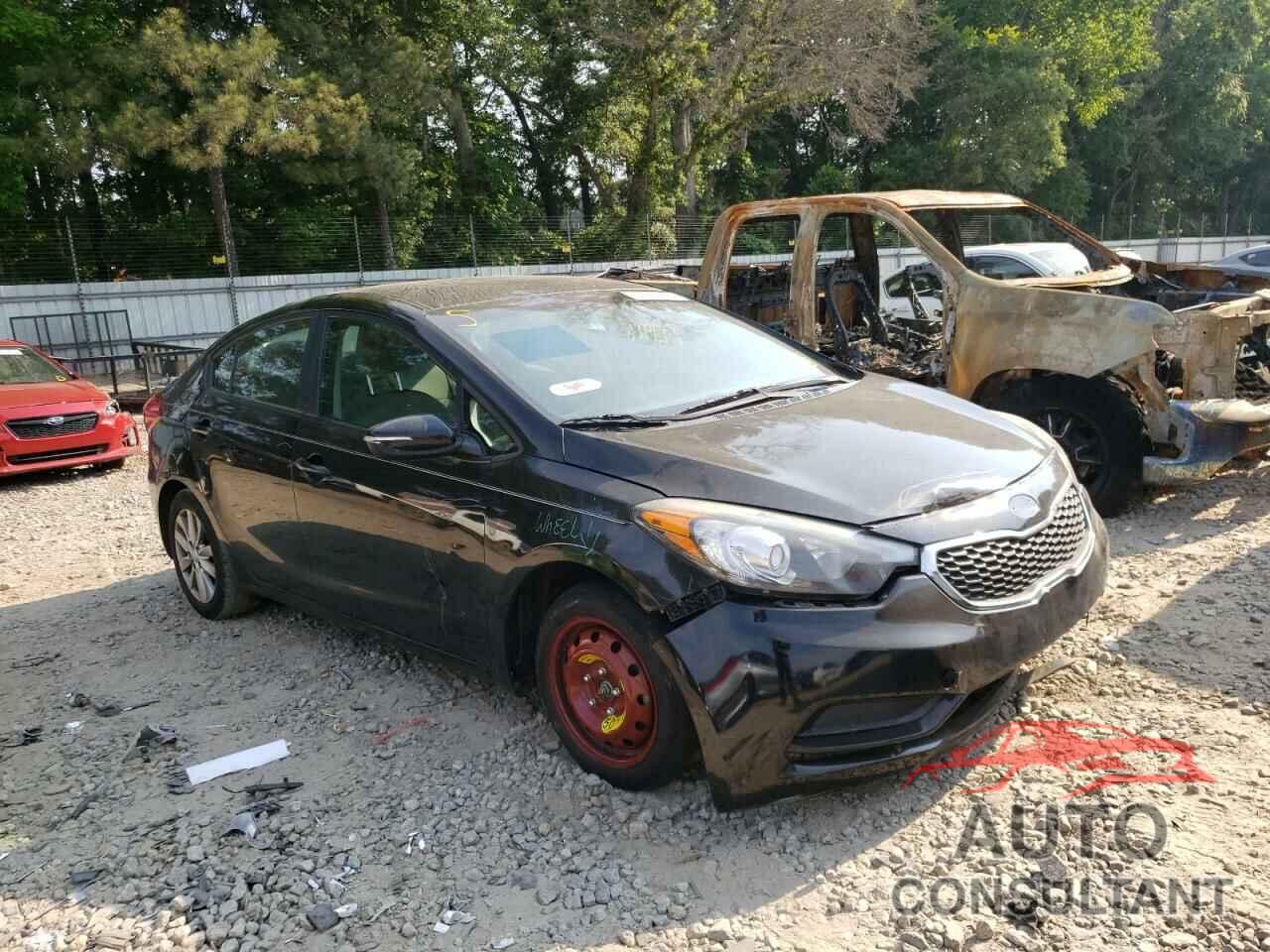 KIA FORTE 2016 - KNAFX4A6XG5551644