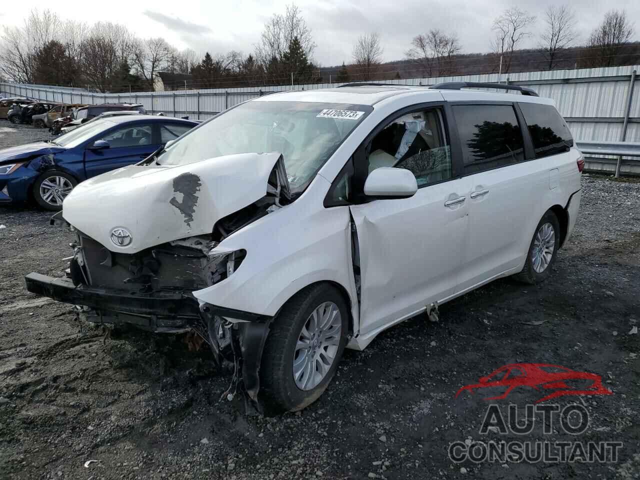 TOYOTA SIENNA 2017 - 5TDYZ3DC2HS893375