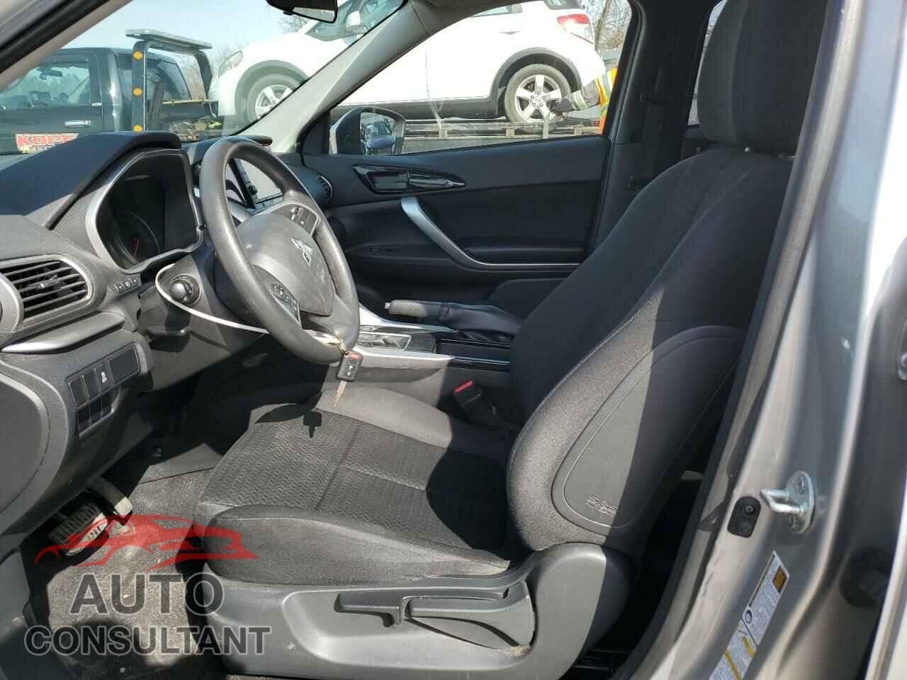 MITSUBISHI ECLIPSE 2019 - JA4AT3AA3KZ016447