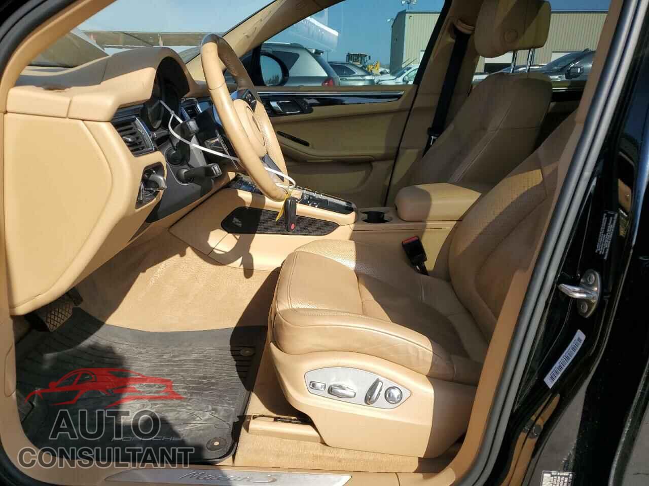 PORSCHE MACAN 2016 - WP1AB2A50GLB56406
