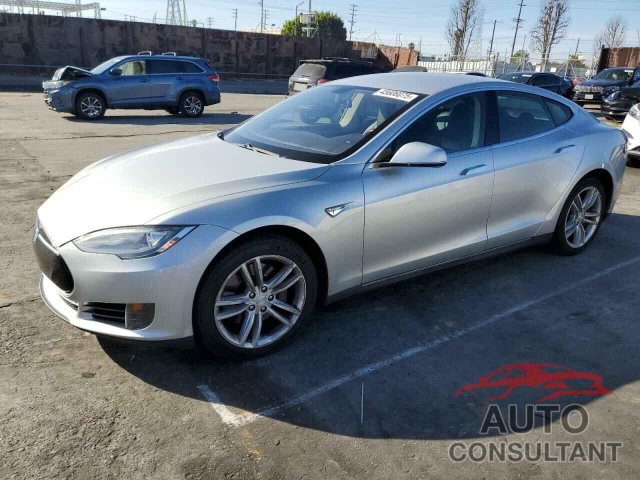 TESLA MODEL S 2013 - 5YJSA1AC5DFP11205