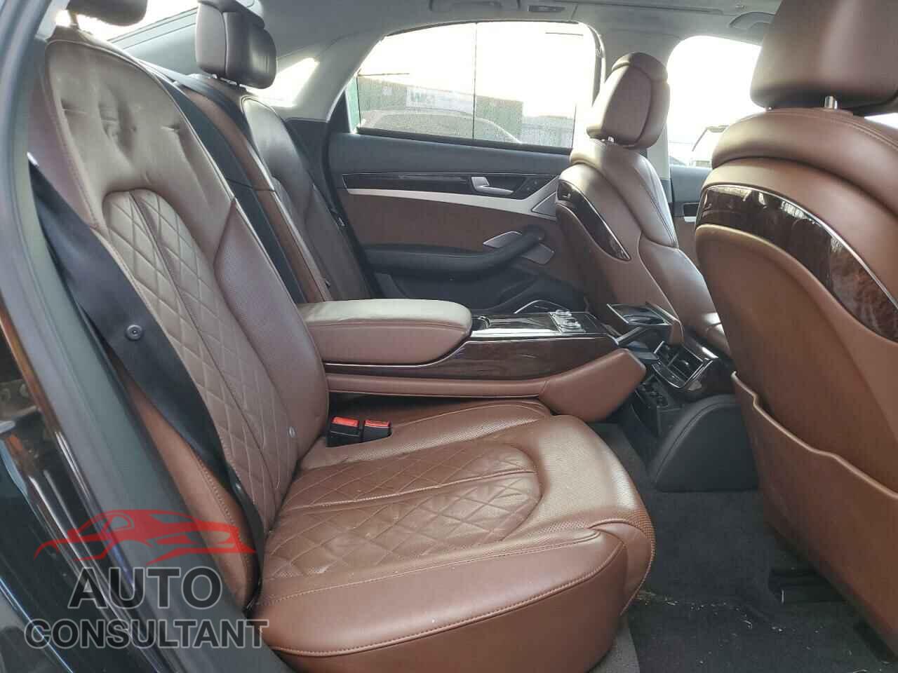 AUDI S8 2013 - WAUD2AFDXDN007961