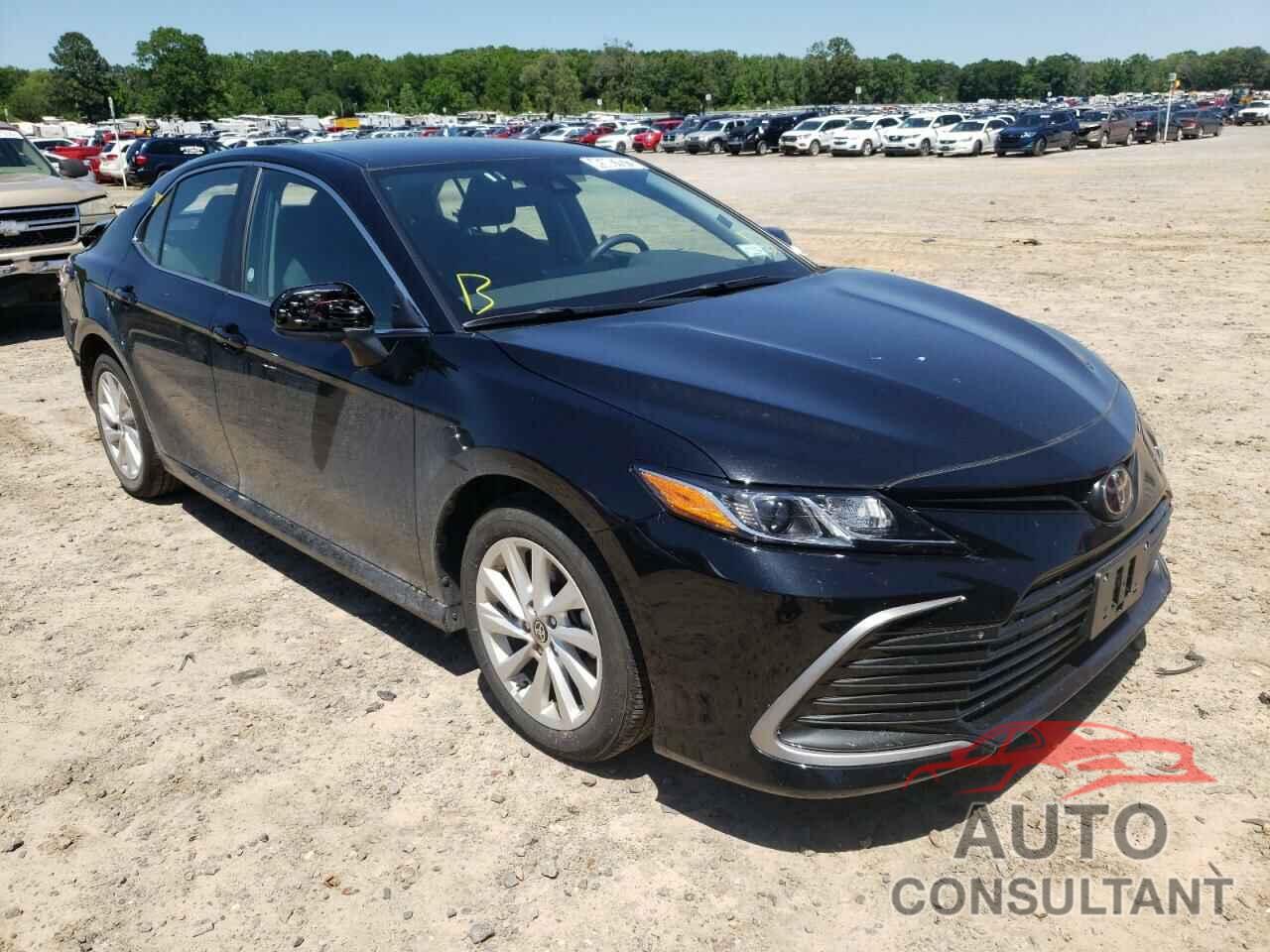 TOYOTA CAMRY 2021 - 4T1C11AK6MU594202