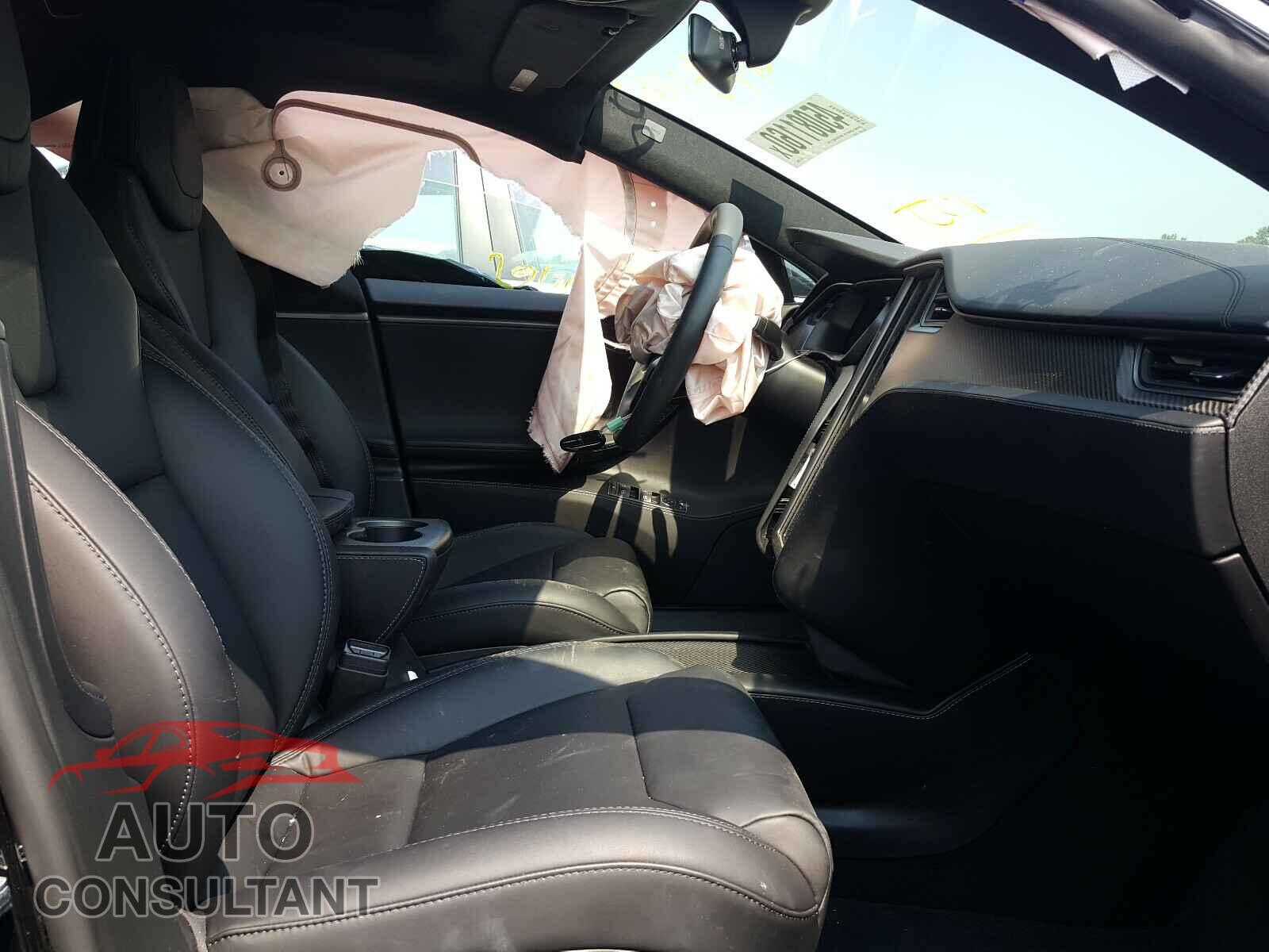 TESLA MODEL S 2018 - 5YJSA1E24JF278568