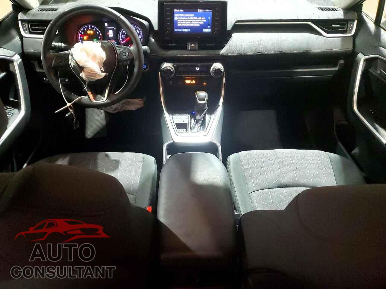 TOYOTA RAV4 2019 - JTMP1RFV6KD032658
