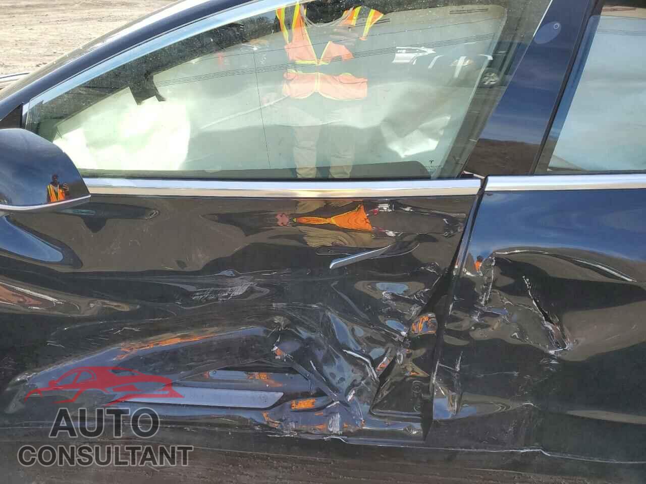 TESLA MODEL 3 2018 - 5YJ3E1EA7JF026202