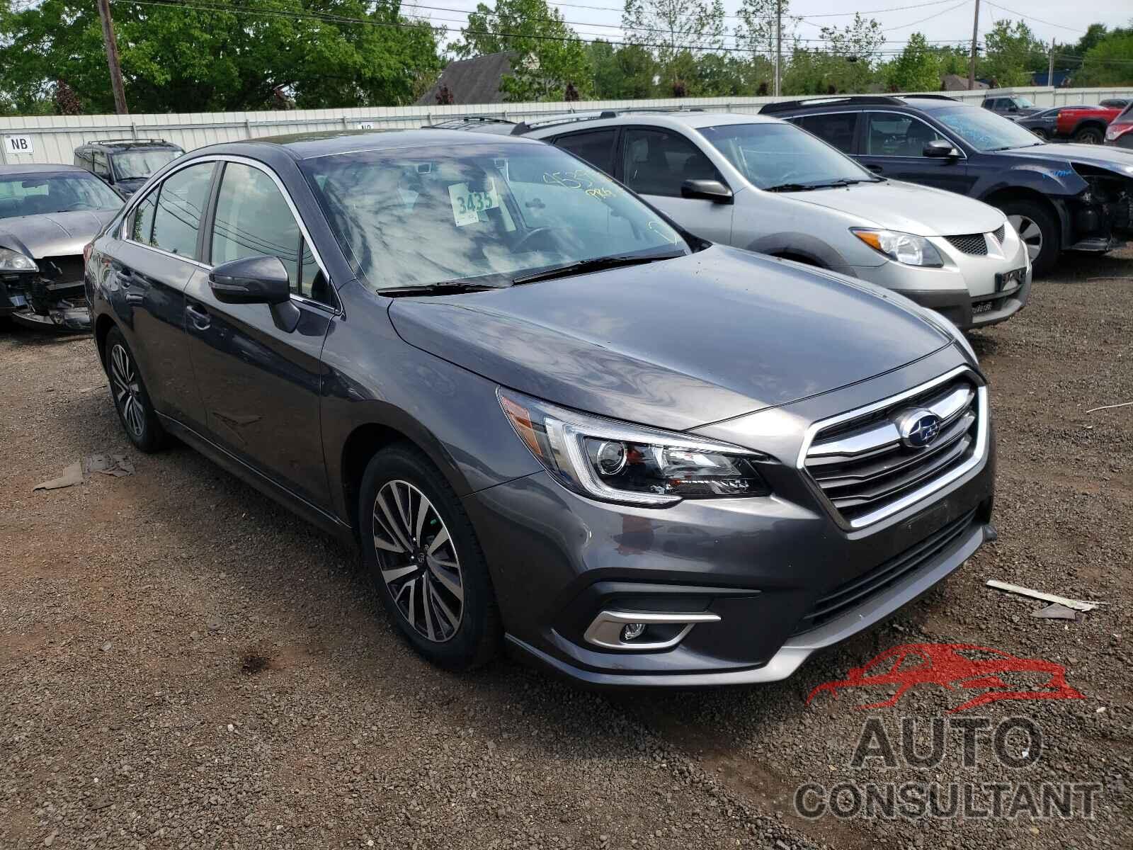 SUBARU LEGACY 2018 - 4S3BNAF64J3037340
