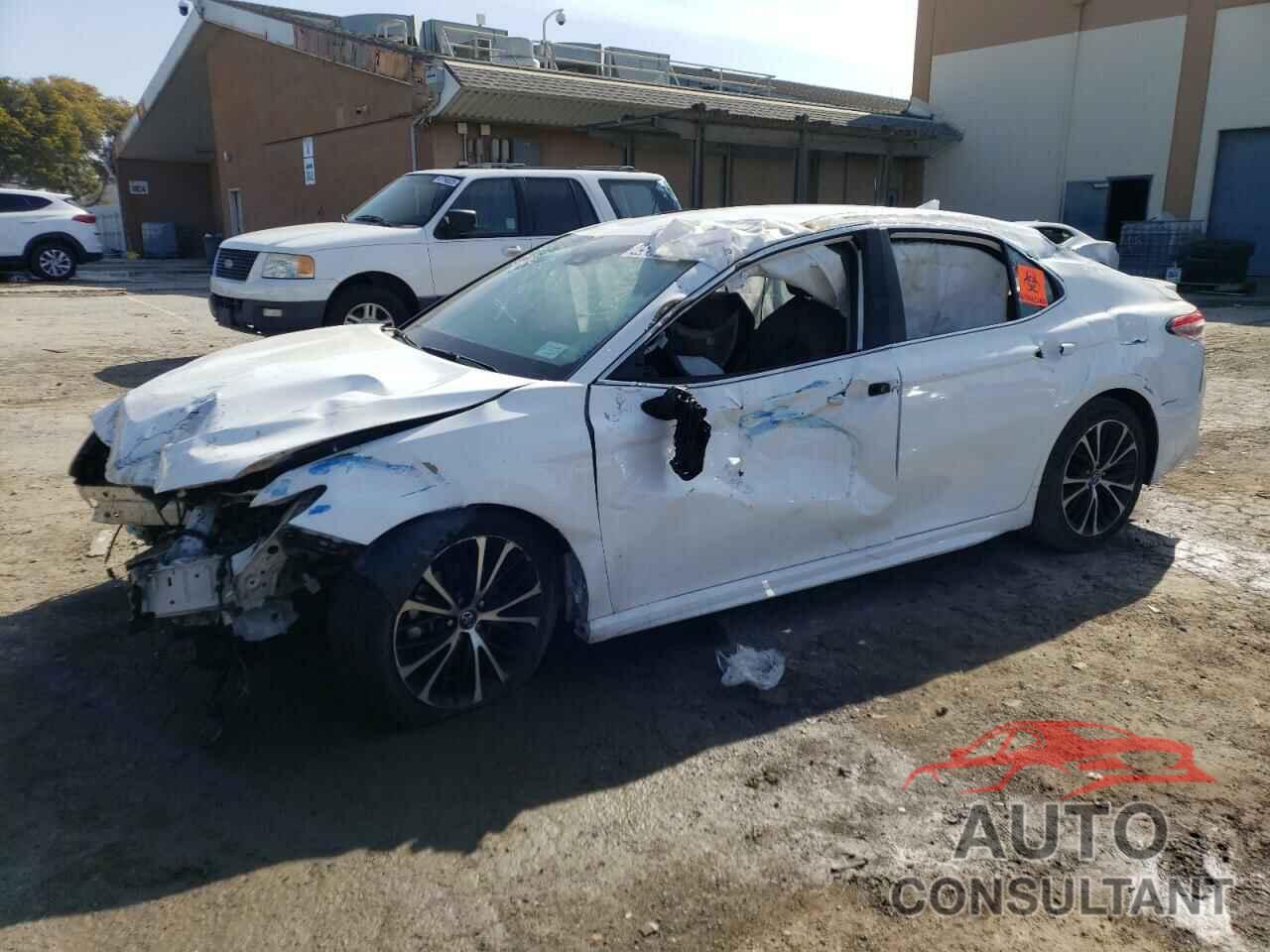 TOYOTA CAMRY 2020 - 4T1G11AKXLU347166