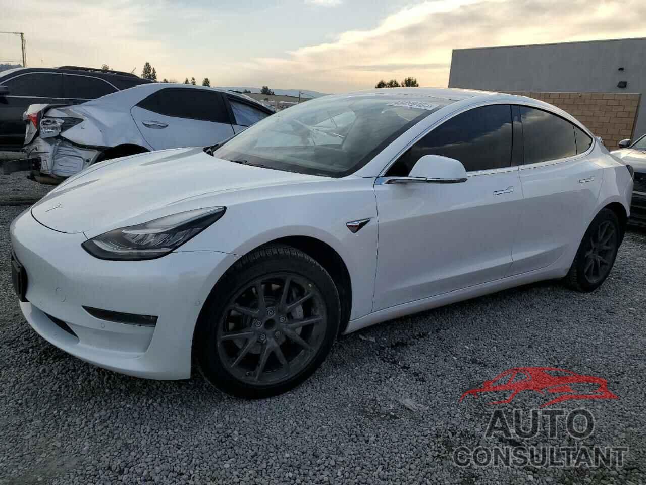 TESLA MODEL 3 2018 - 5YJ3E1EA8JF013247