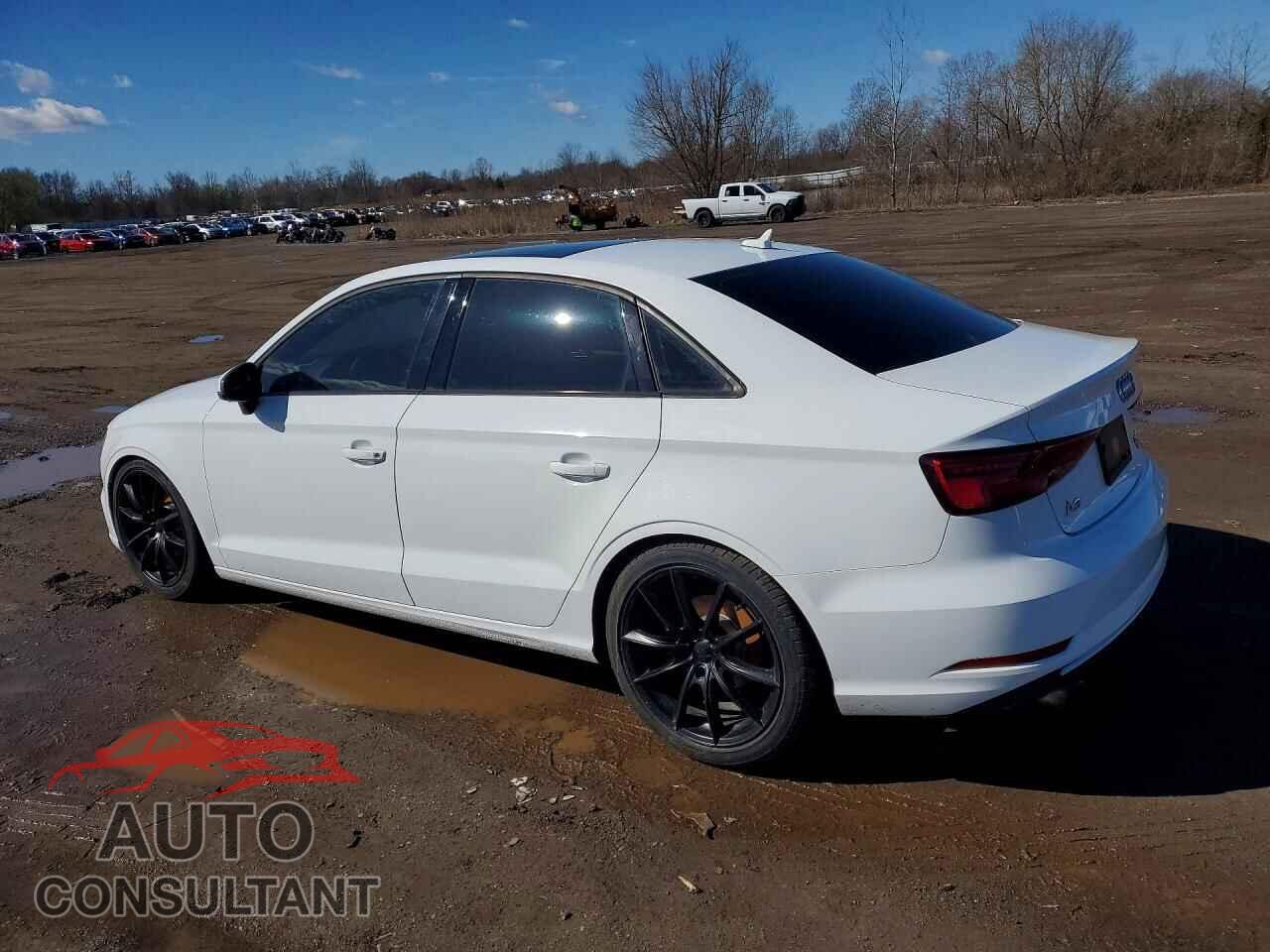 AUDI A3 2017 - WAUB8GFF4H1018817