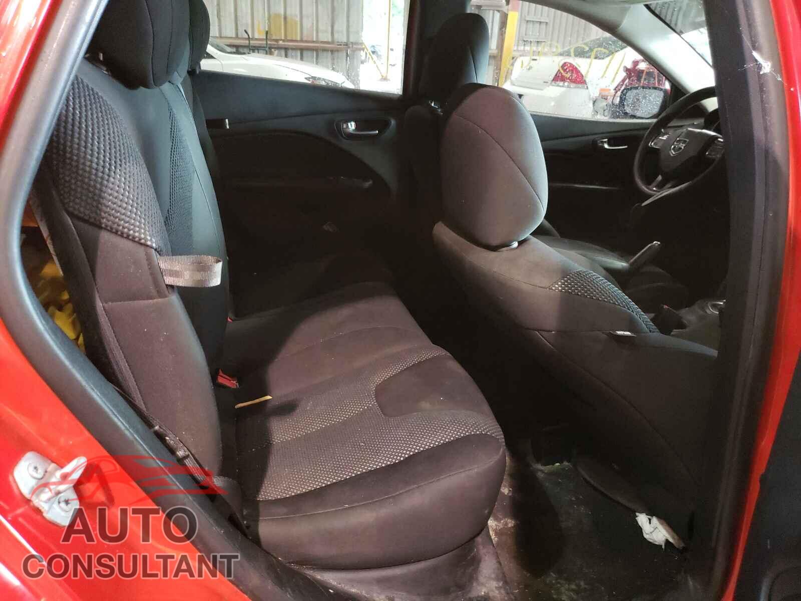 DODGE DART 2016 - 1C3CDFAA8GD712095