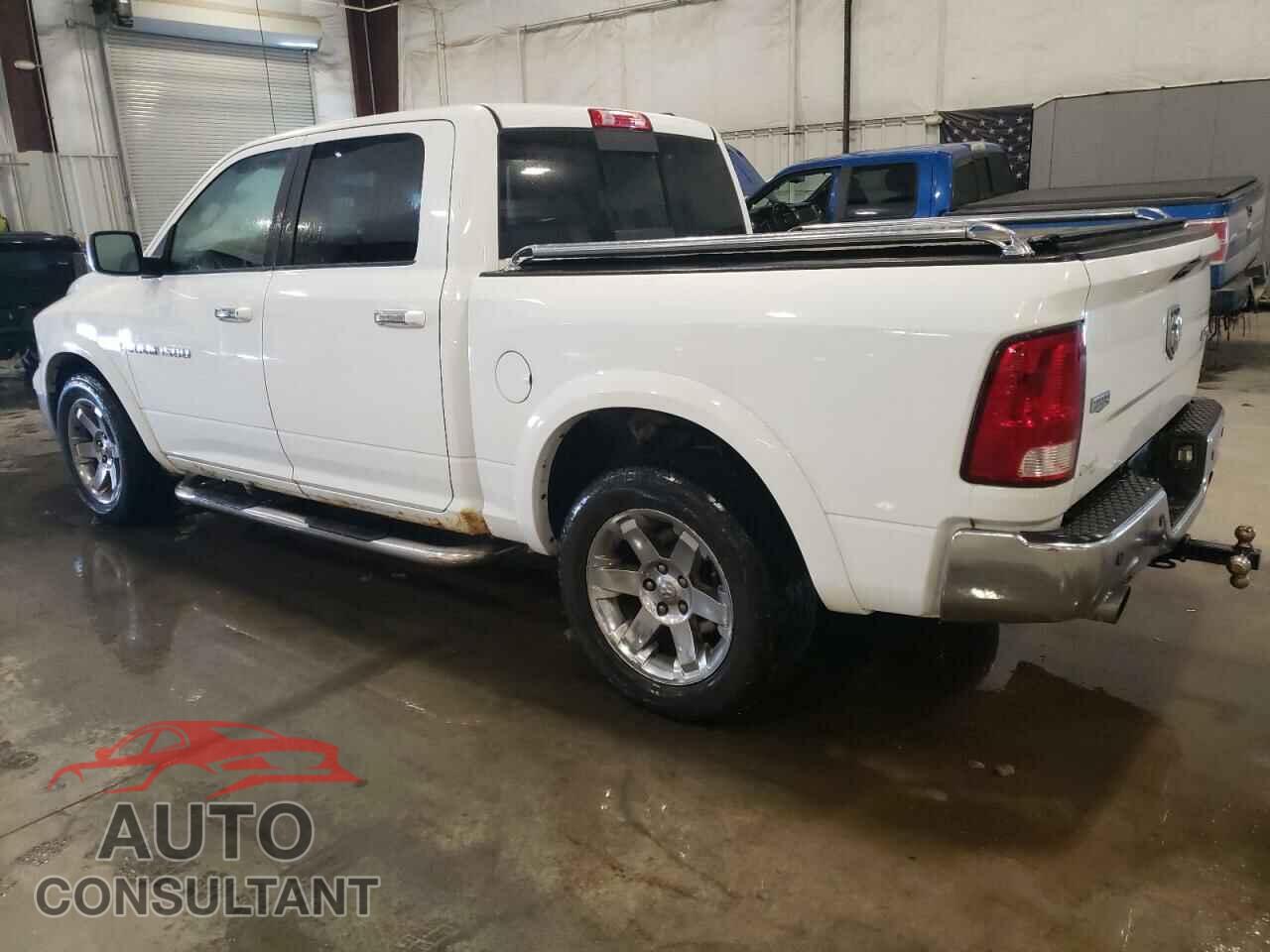 DODGE RAM 1500 2012 - 1C6RD7NT2CS305054