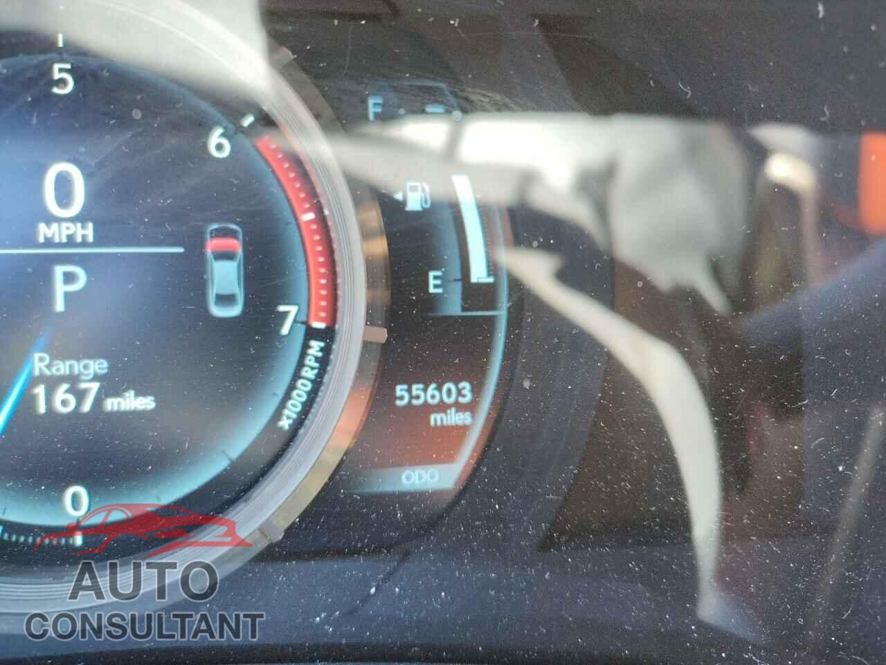 LEXUS IS 2017 - JTHBA1D25H5057363