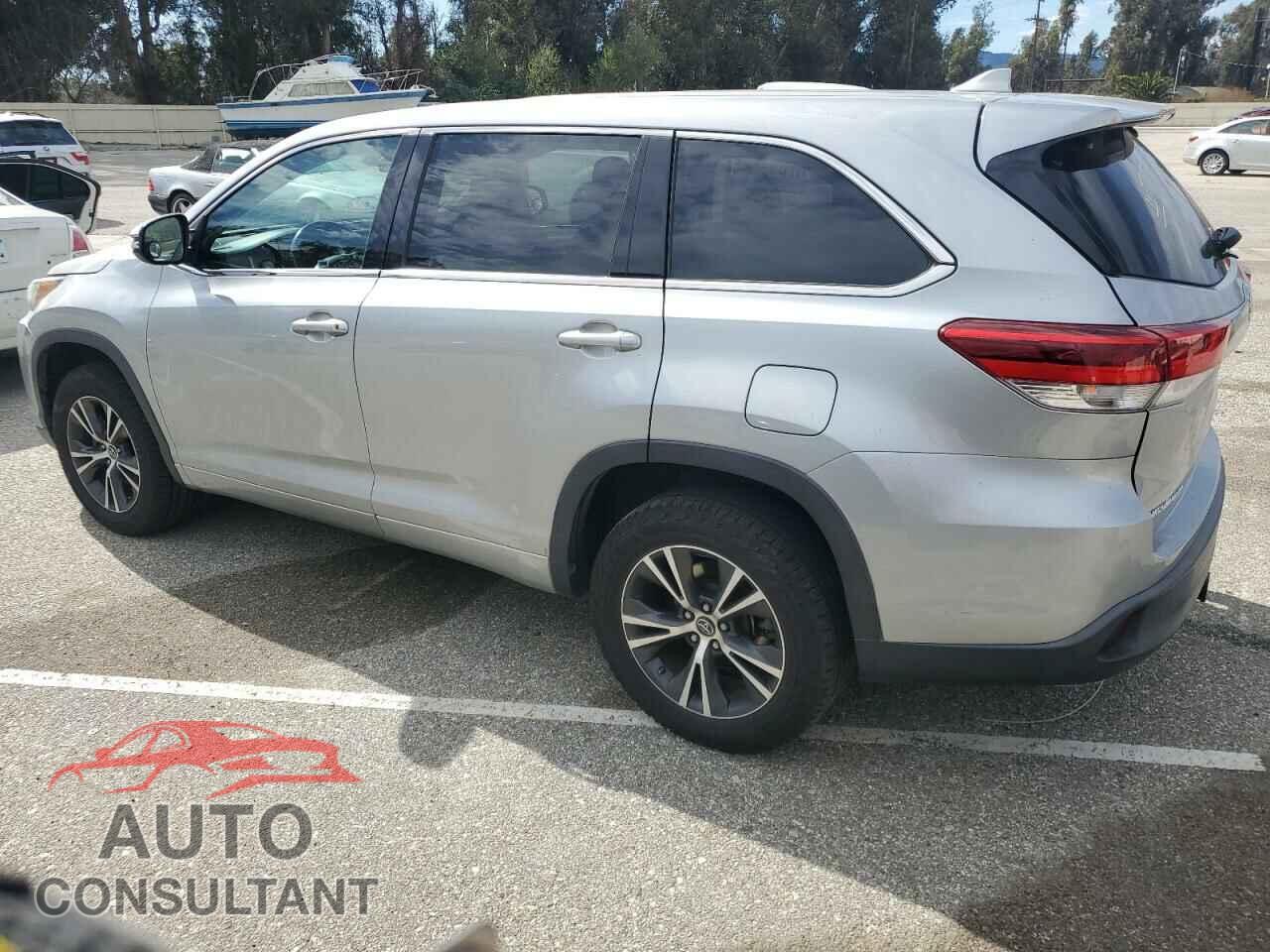 TOYOTA HIGHLANDER 2017 - 5TDZZRFH3HS192585