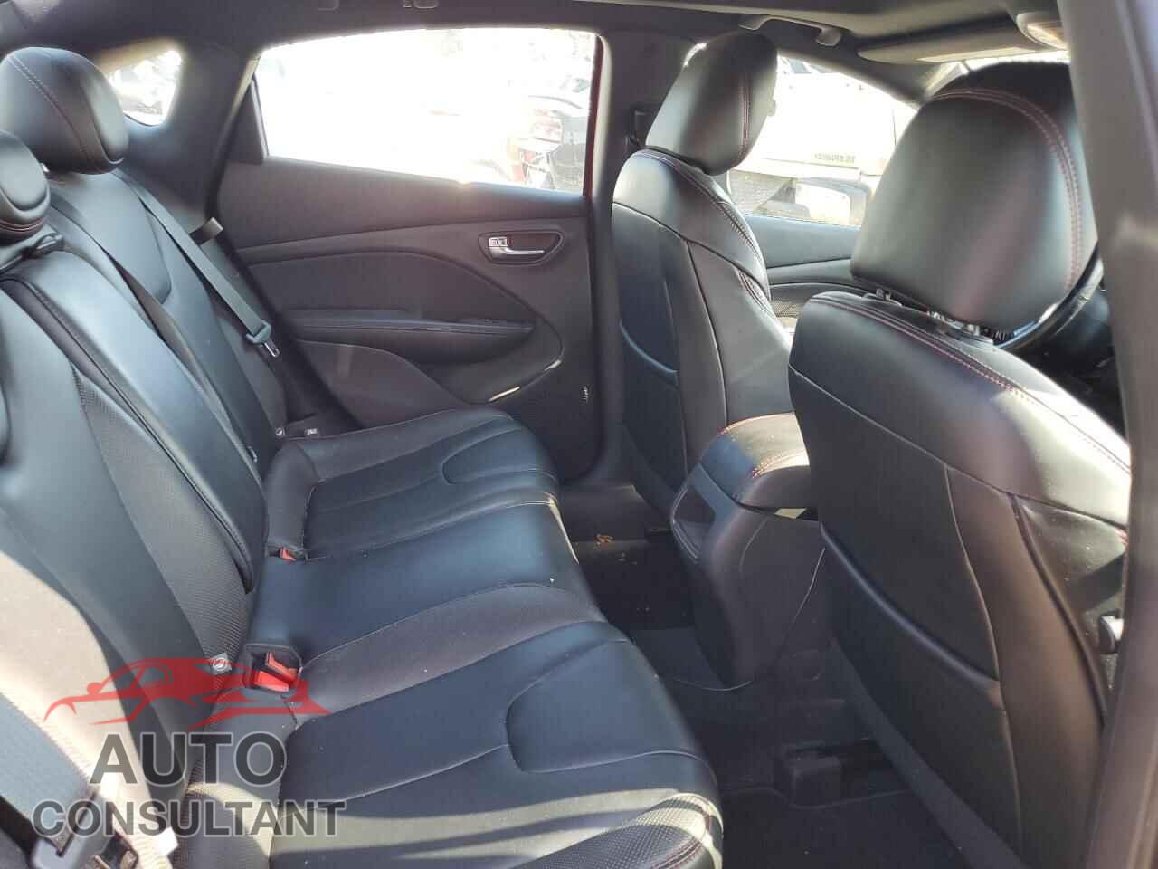 DODGE DART 2015 - 1C3CDFEB5FD141330