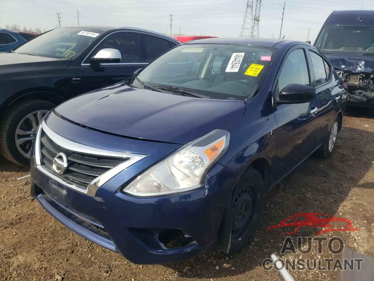 NISSAN VERSA 2018 - 3N1CN7AP5JL881739