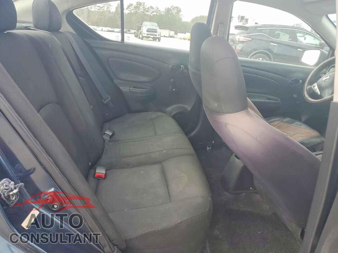 NISSAN VERSA 2017 - 3N1CN7AP1HL891775