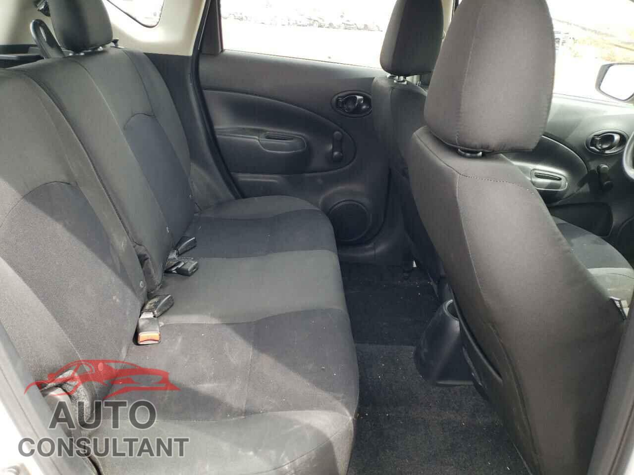 NISSAN VERSA 2019 - 3N1CE2CP3KL358723