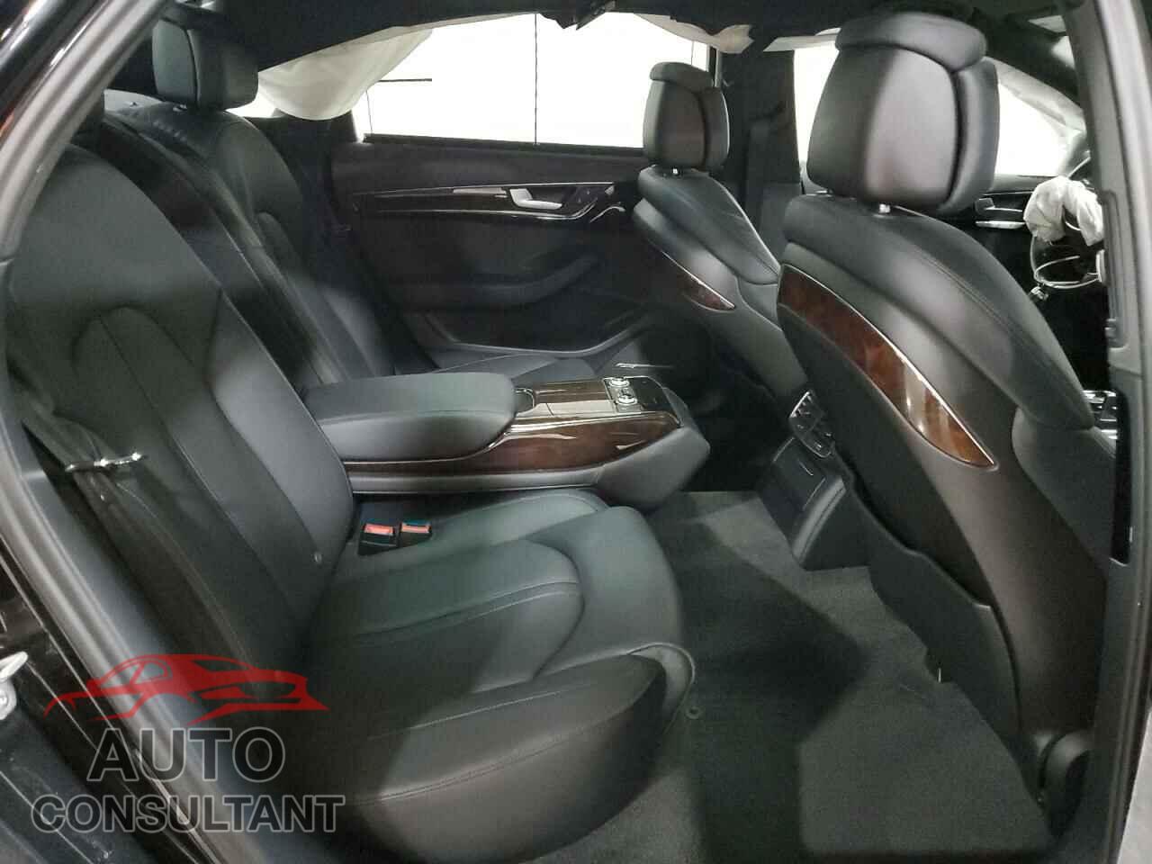 AUDI A8 2017 - WAU44AFD6HN014826