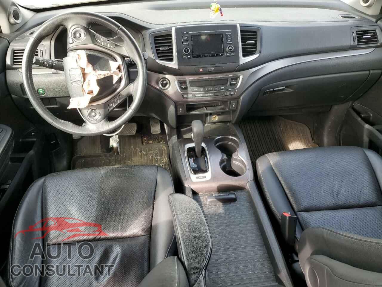 HONDA RIDGELINE 2017 - 5FPYK3F54HB032732