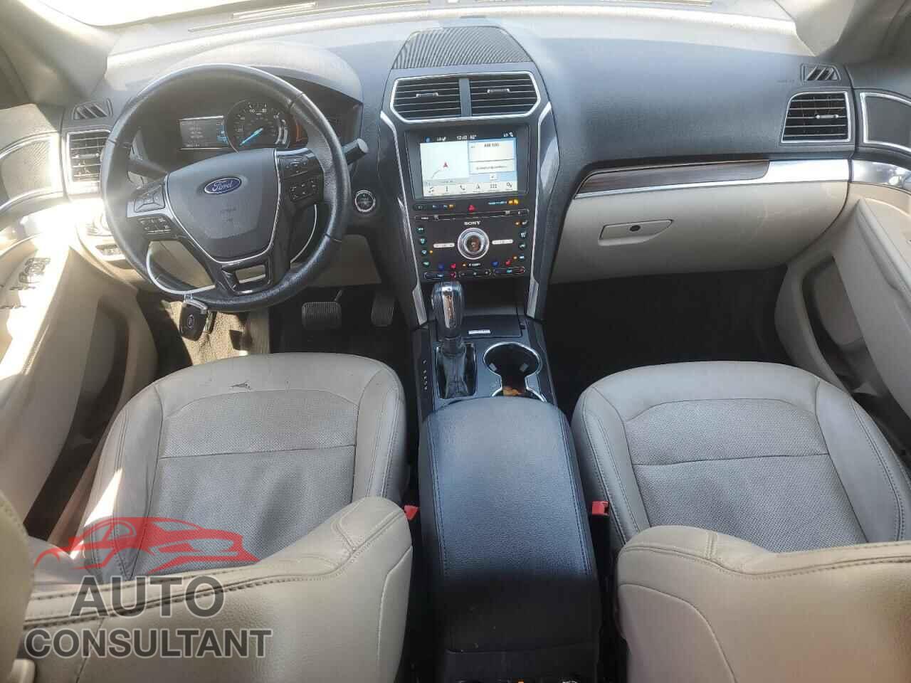 FORD EXPLORER 2018 - 1FM5K7F89JGB15139
