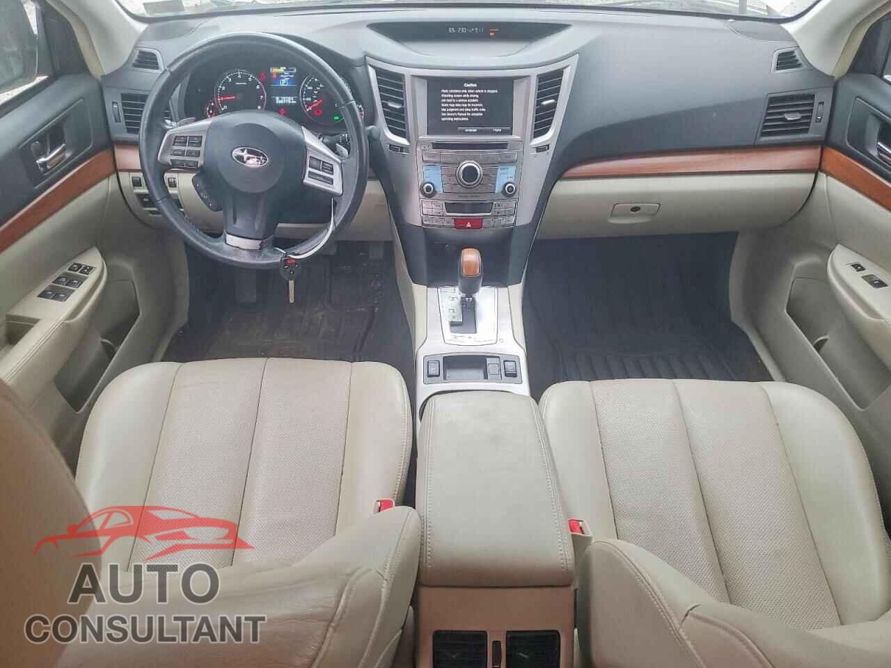 SUBARU OUTBACK 2013 - 4S4BRCLC9D3239942