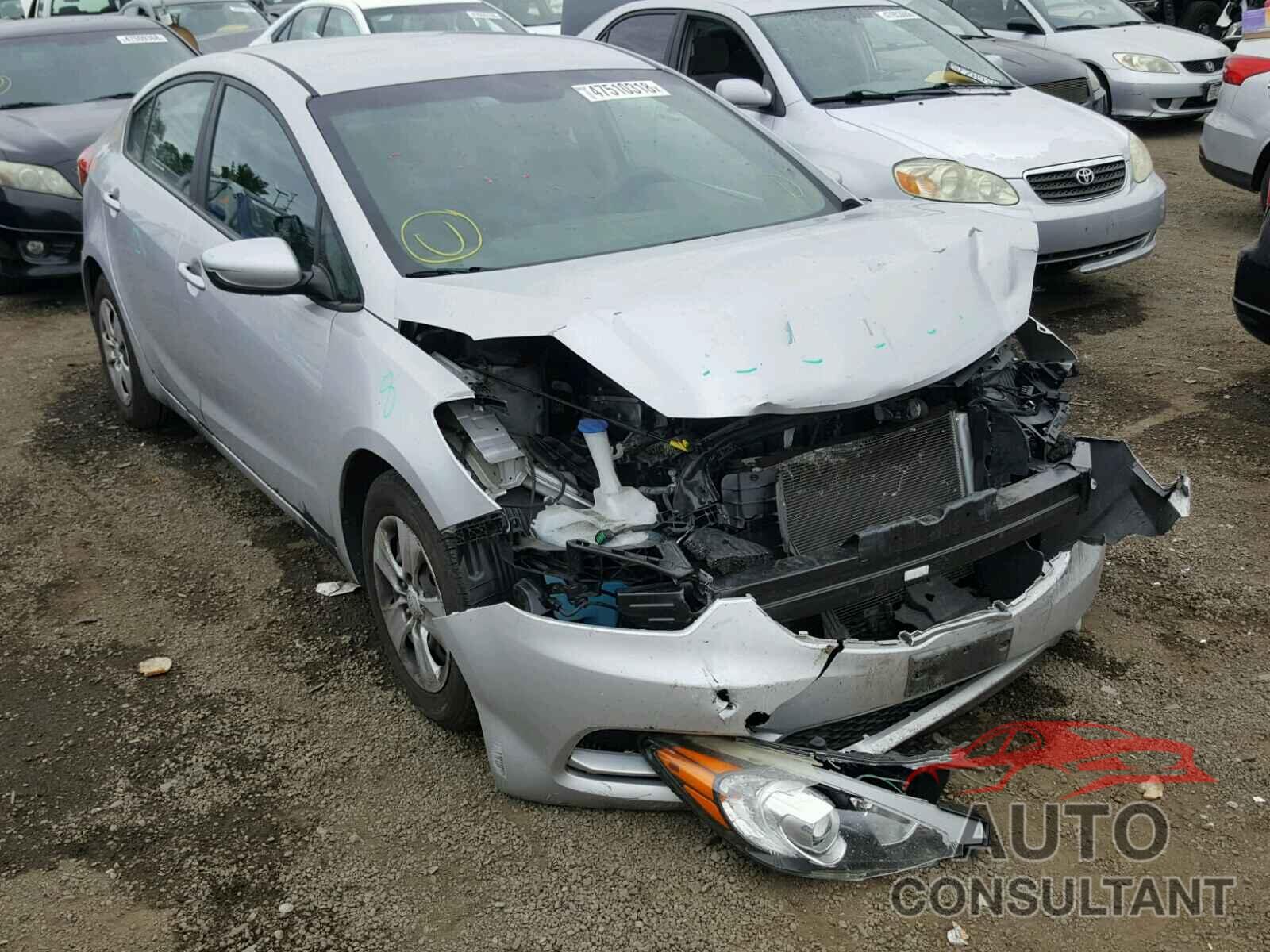 KIA FORTE 2015 - KNAFK4A6XF5426110