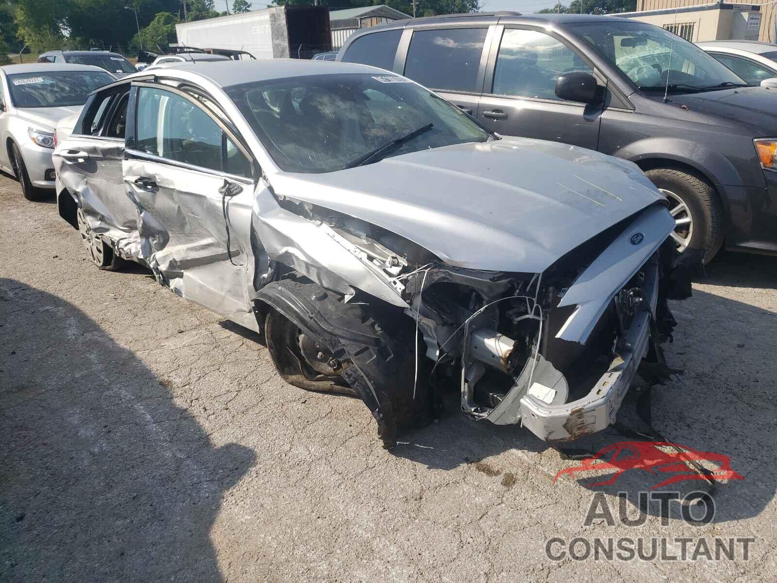 FORD FUSION 2019 - 3FA6P0G71KR250817