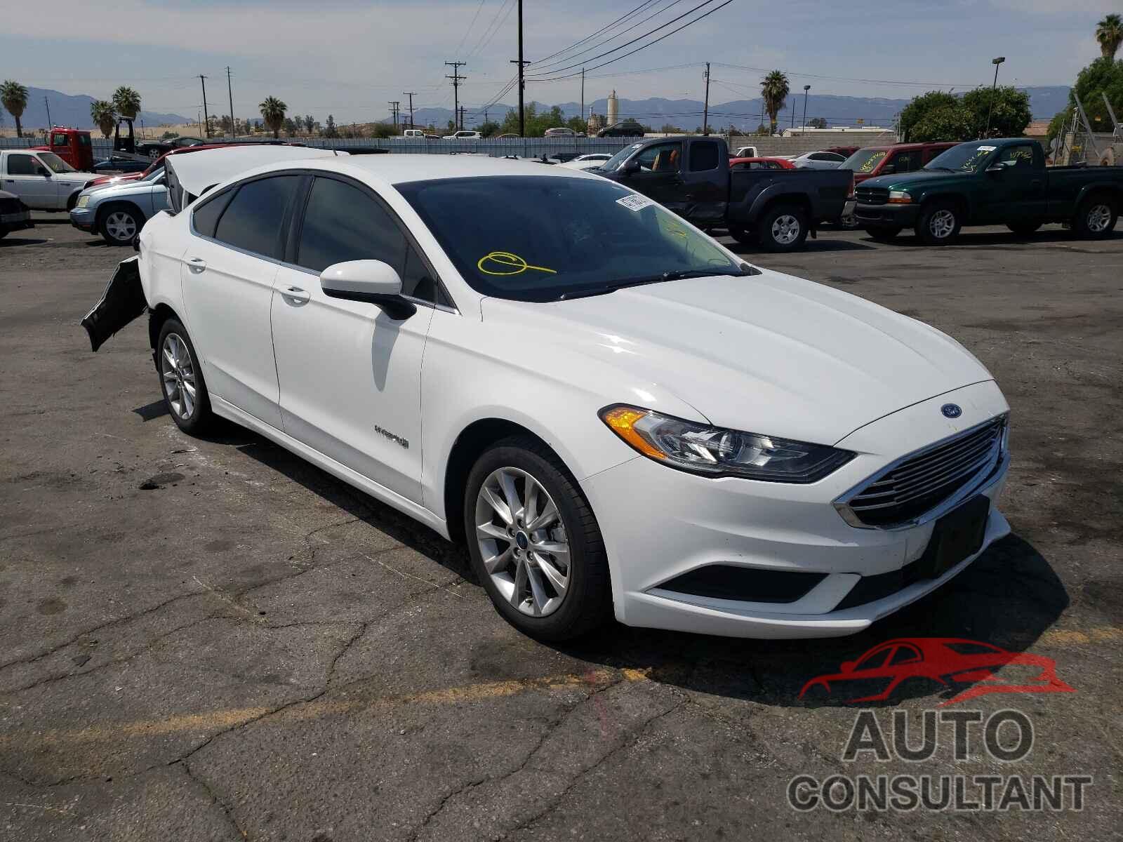 FORD FUSION 2017 - 3FA6P0LU1HR317484