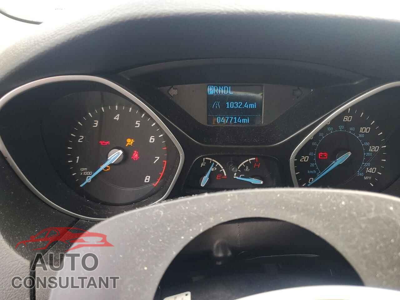 FORD FOCUS 2014 - 1FADP3E23EL174214