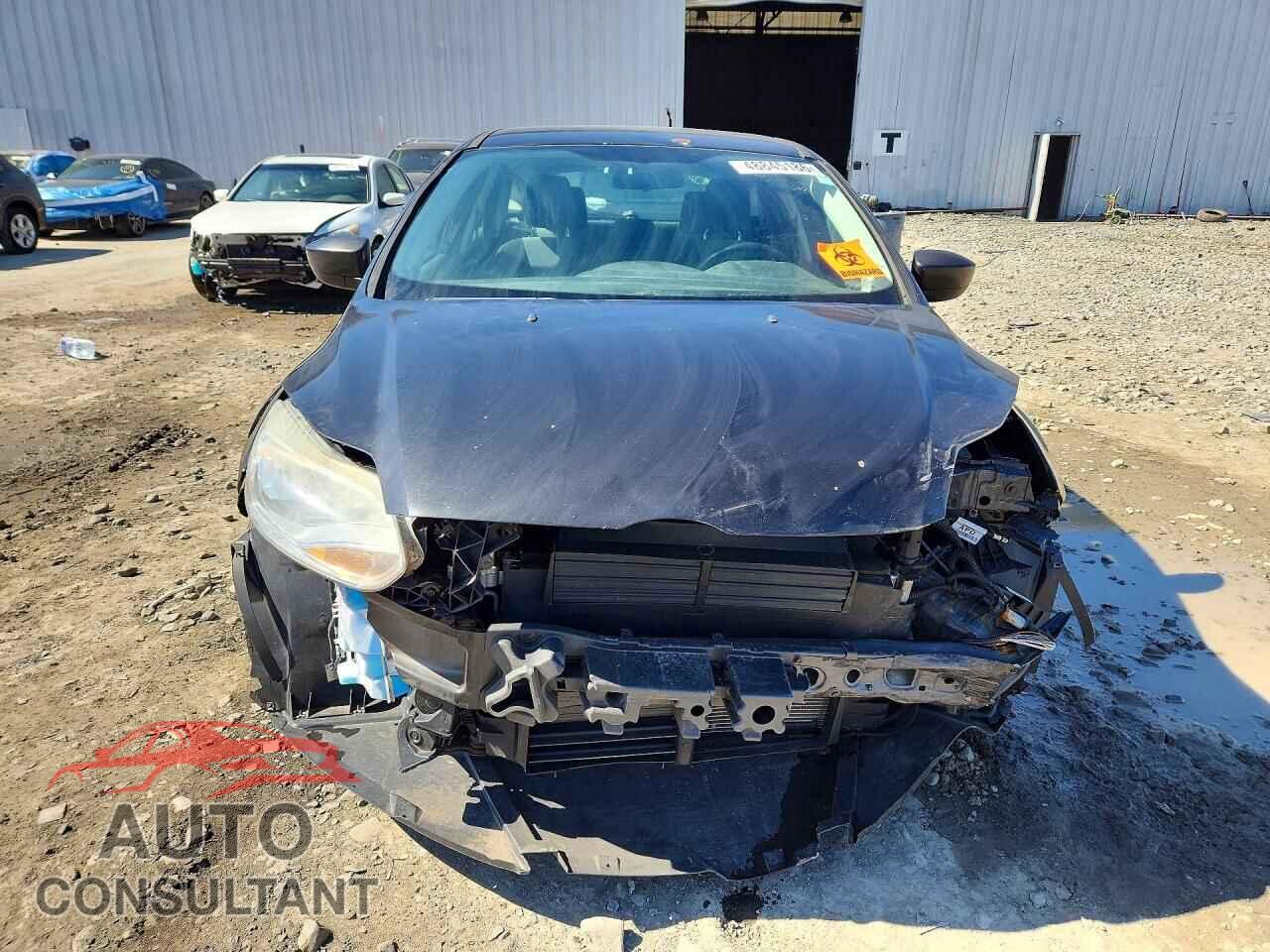 FORD FOCUS 2012 - 1FAHP3K2XCL365597