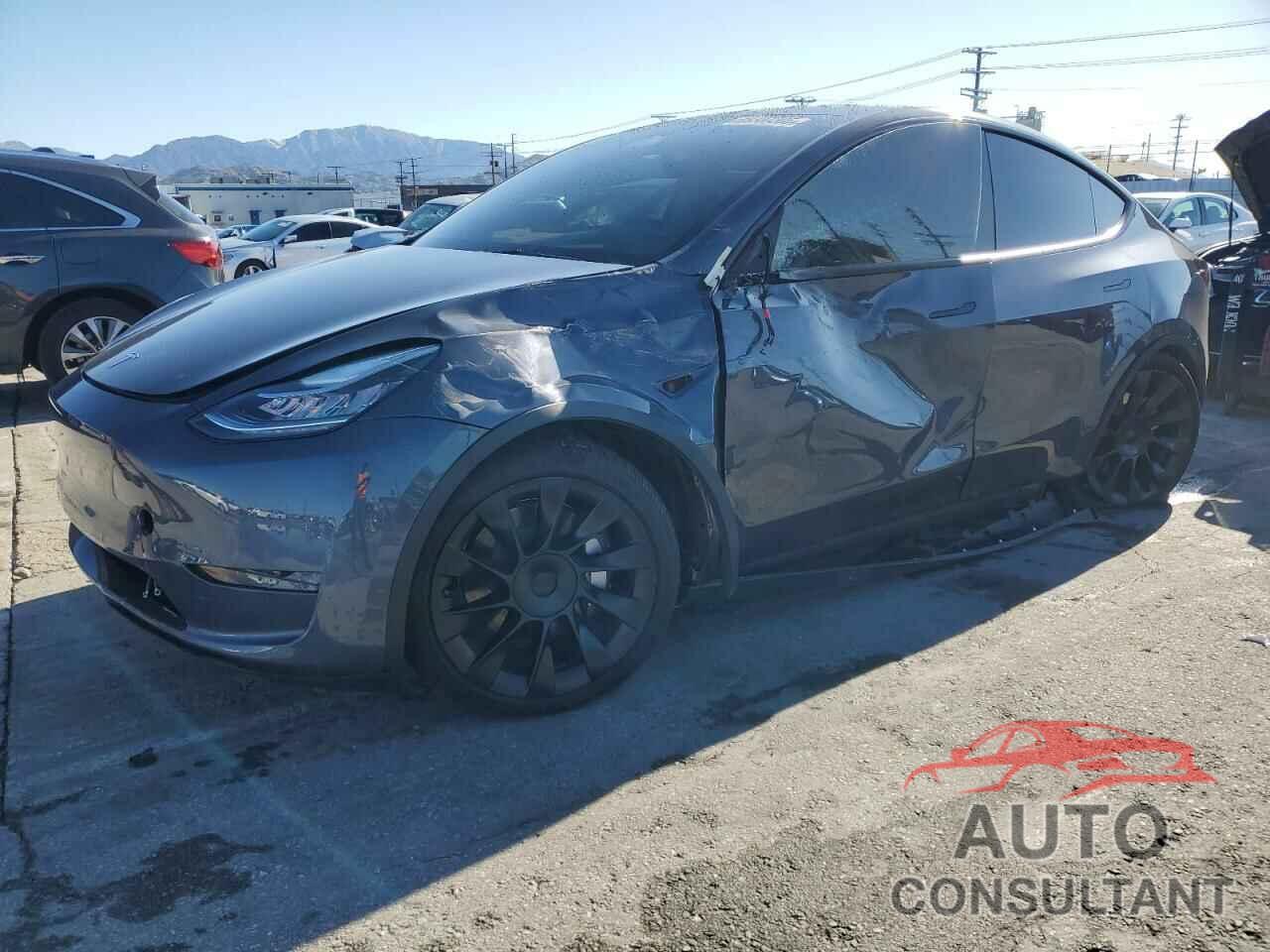 TESLA MODEL Y 2023 - 7SAYGDEE2PA047794