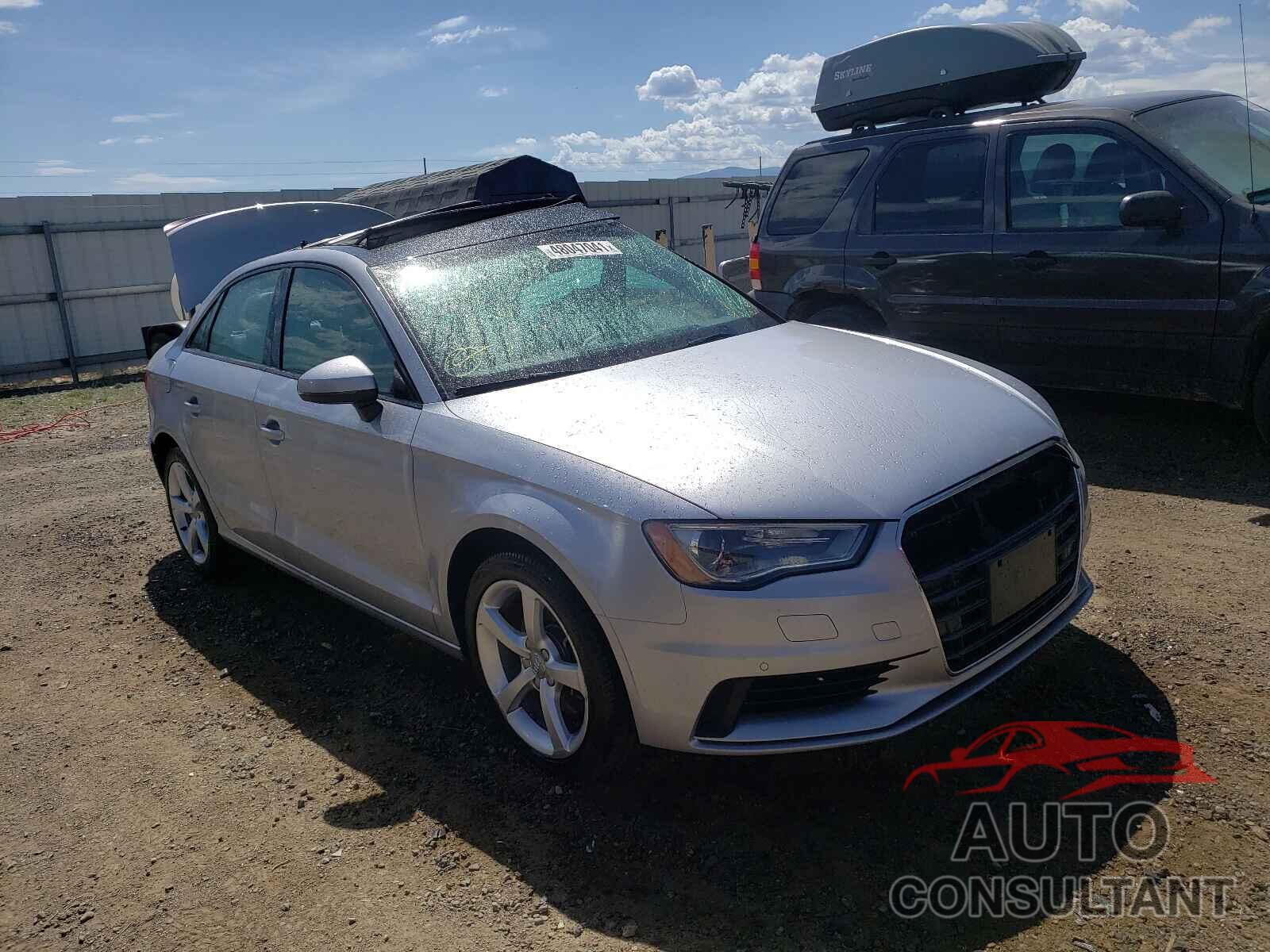 AUDI A3 2016 - WAUA7GFF2G1032552