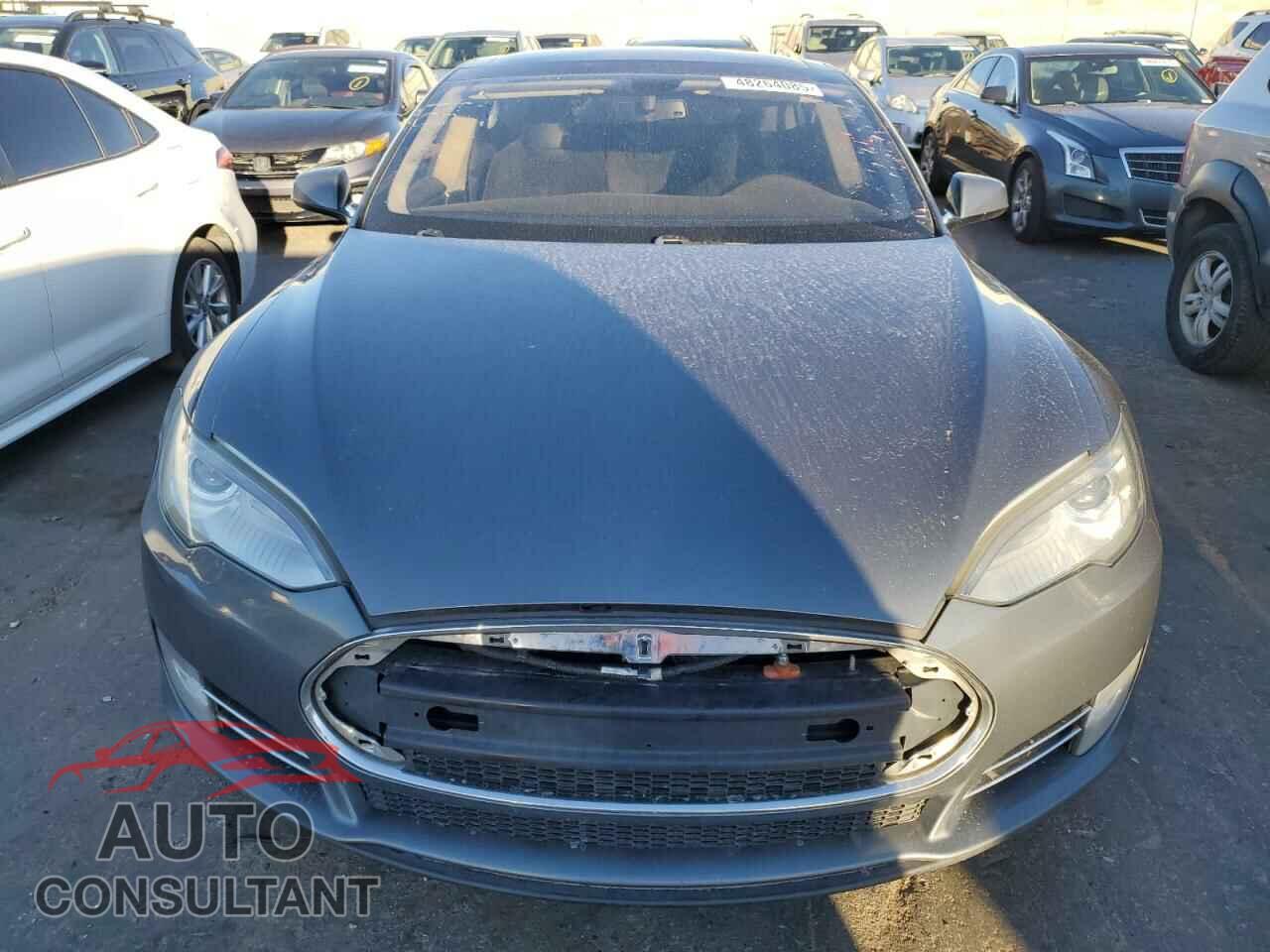 TESLA MODEL S 2013 - 5YJSA1DP5DFP06620