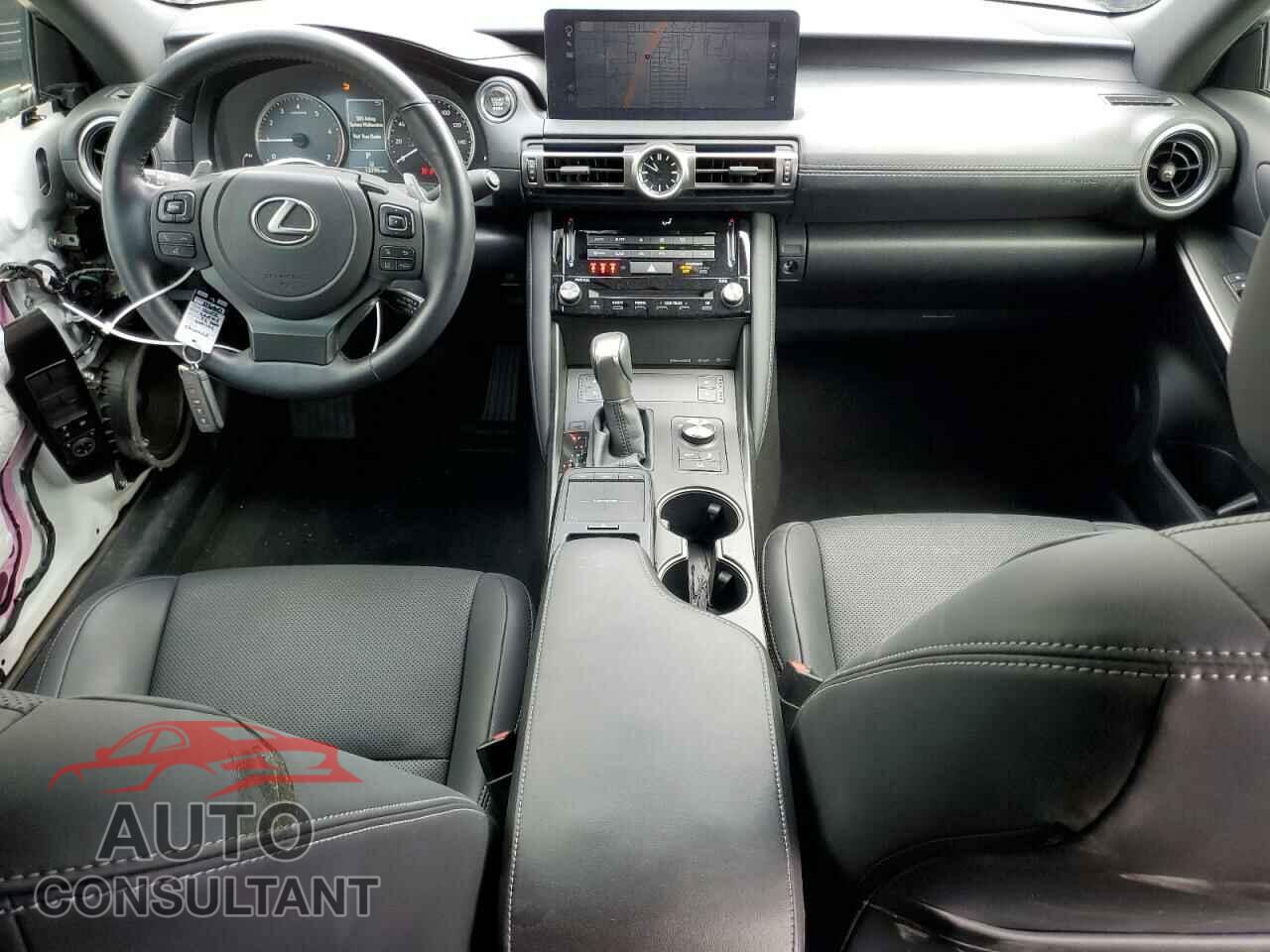 LEXUS IS 2022 - JTHDA1D20N5122348