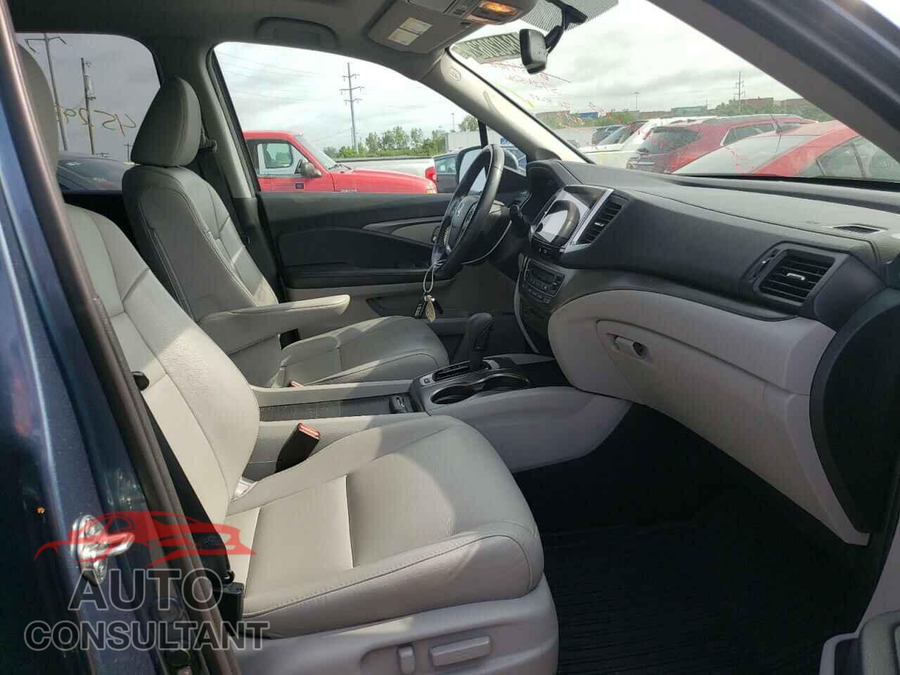 HONDA PILOT 2017 - 5FNYF6H55HB023193