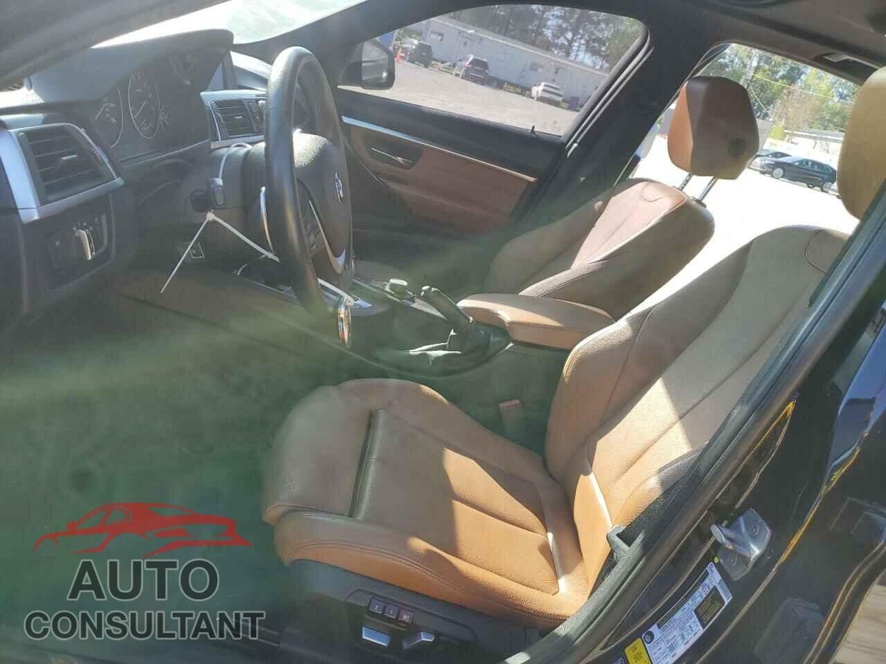 BMW 3 SERIES 2016 - WBA8E3G58GNU04374