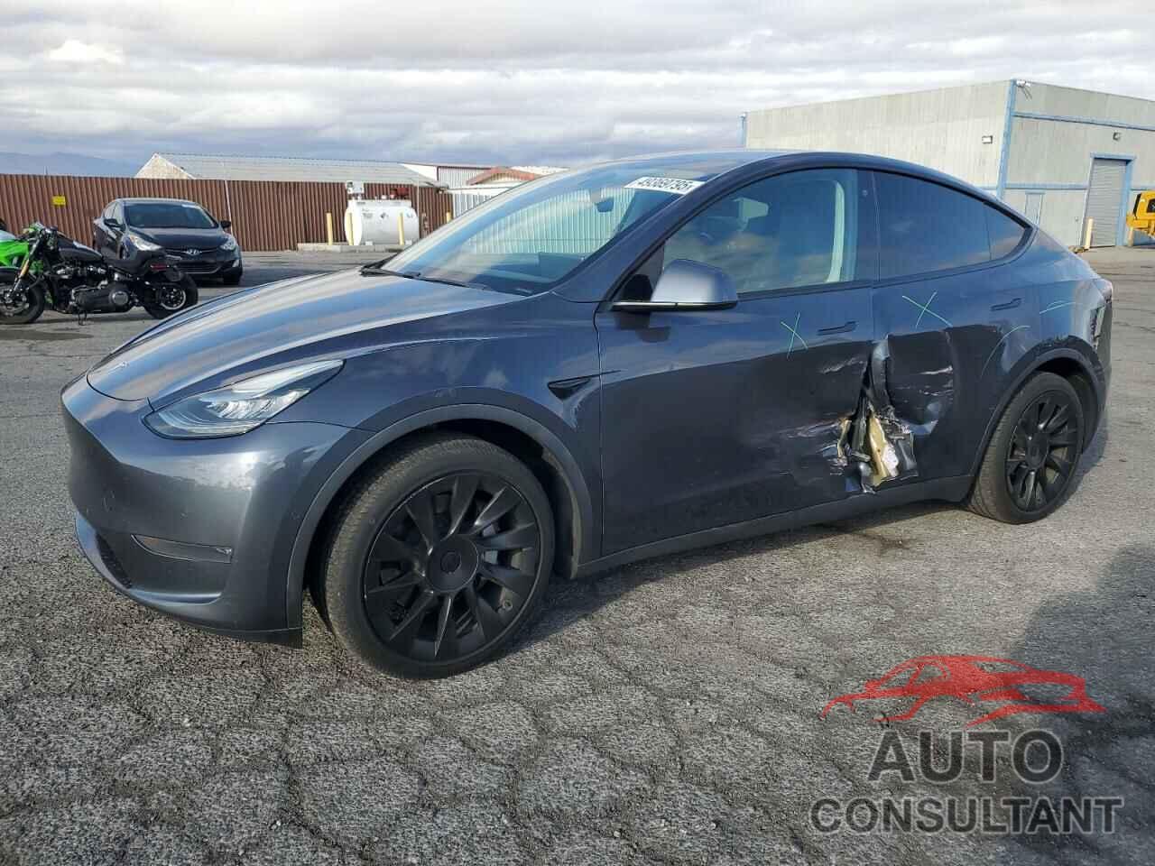 TESLA MODEL Y 2020 - 5YJYGDEF2LF004771