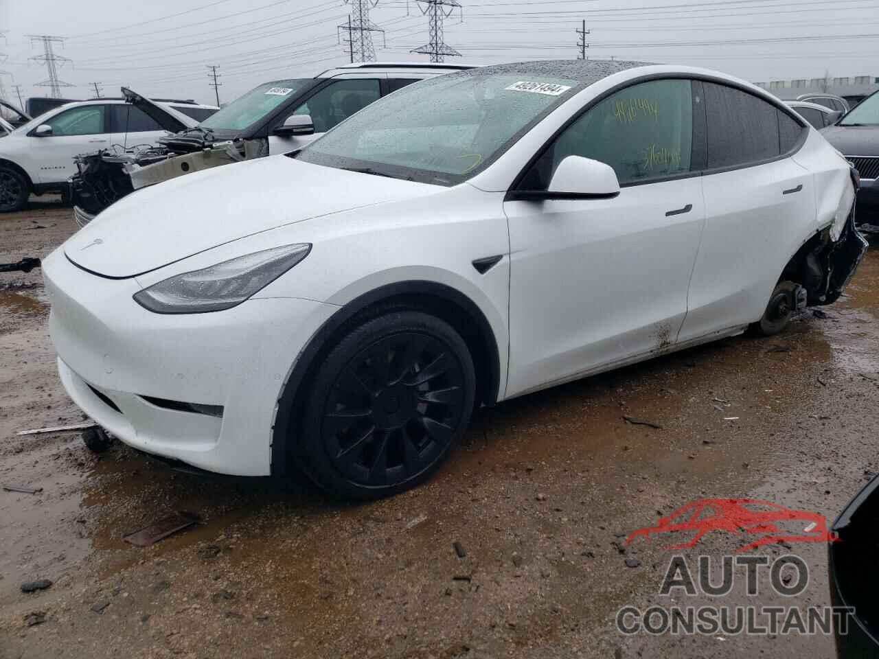 TESLA MODEL Y 2021 - 5YJYGDED0MF114069