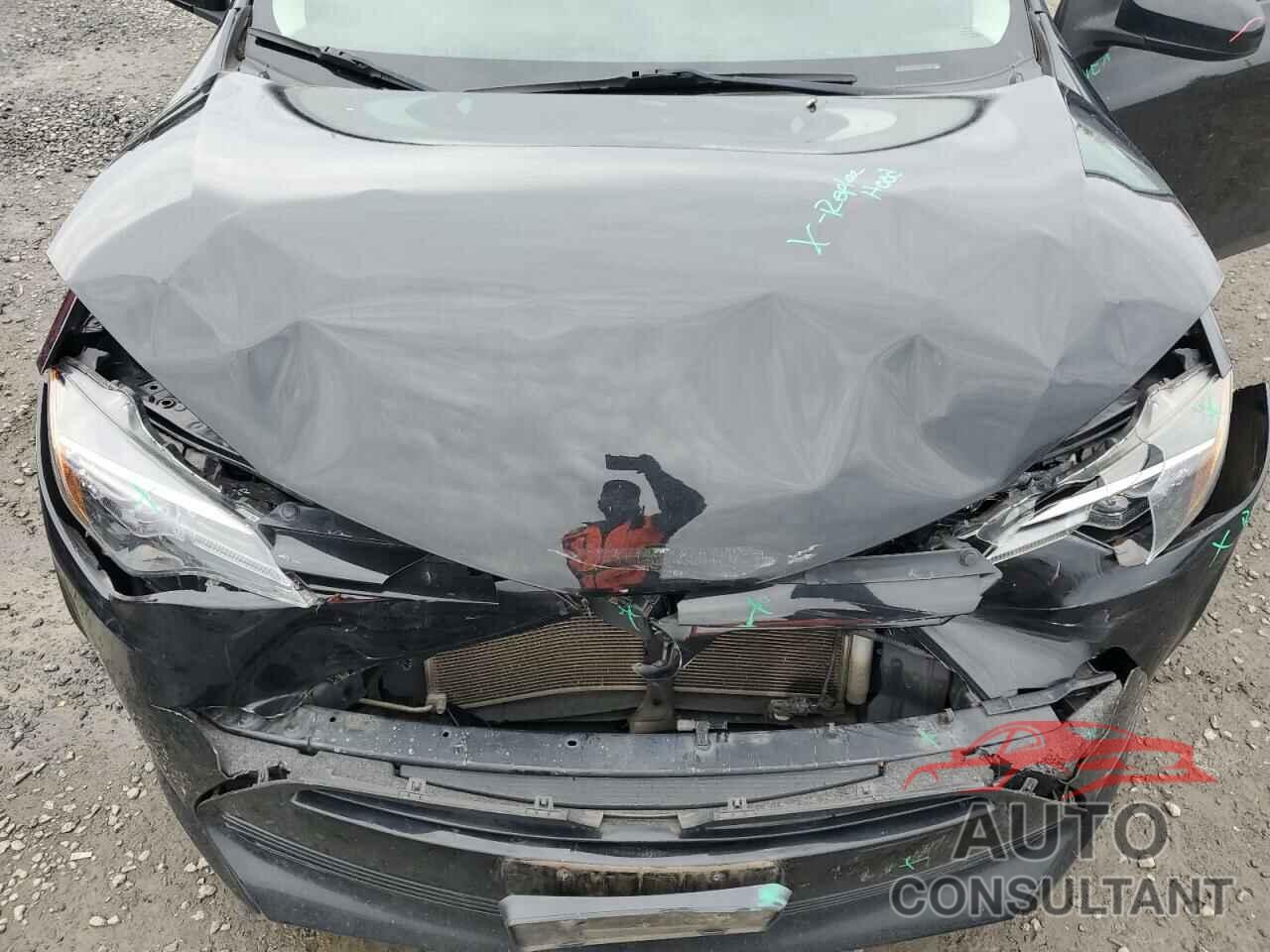 TOYOTA COROLLA 2018 - 2T1BURHE8JC015855
