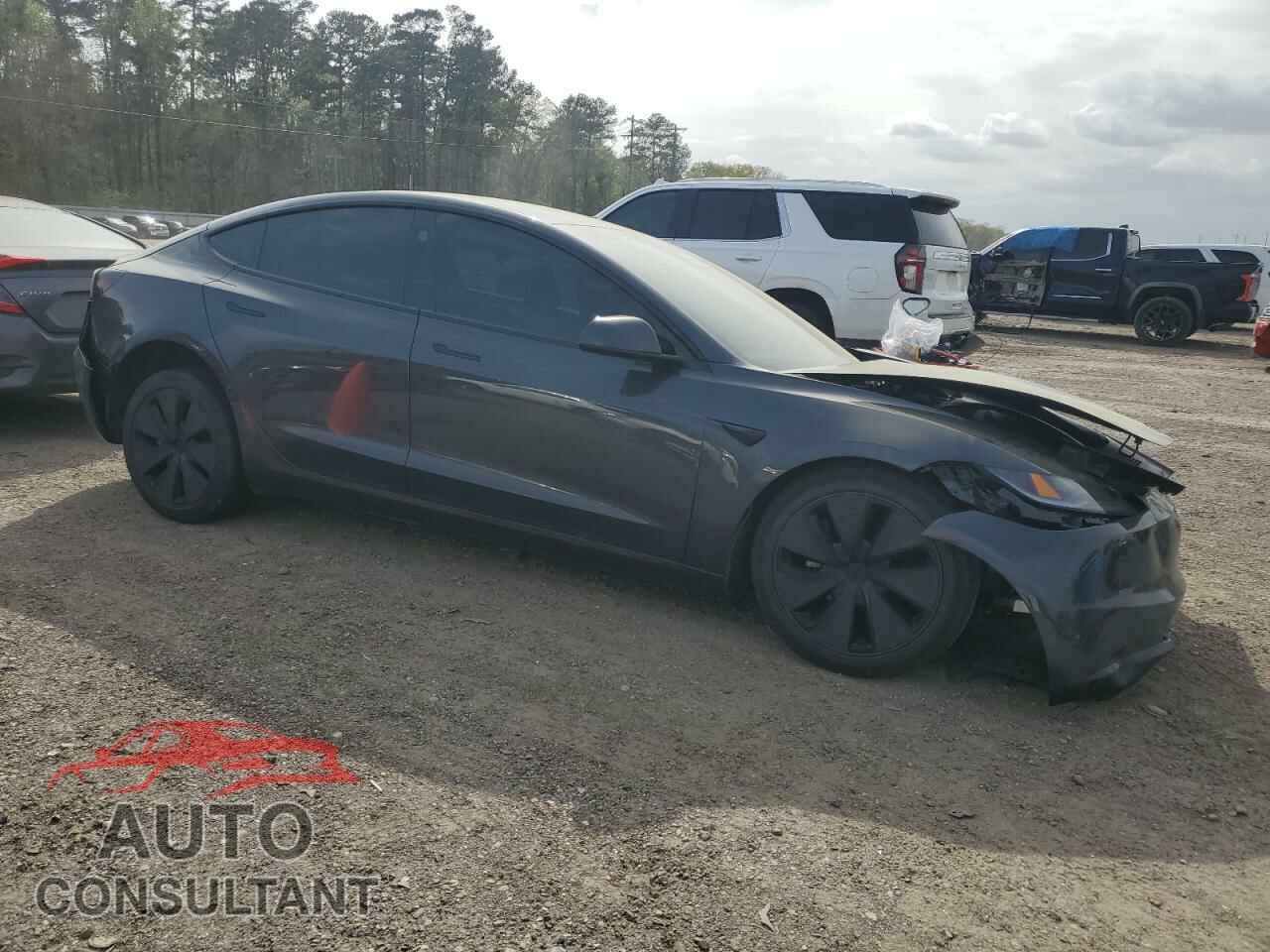 TESLA MODEL 3 2024 - 5YJ3E1EA6RF825223