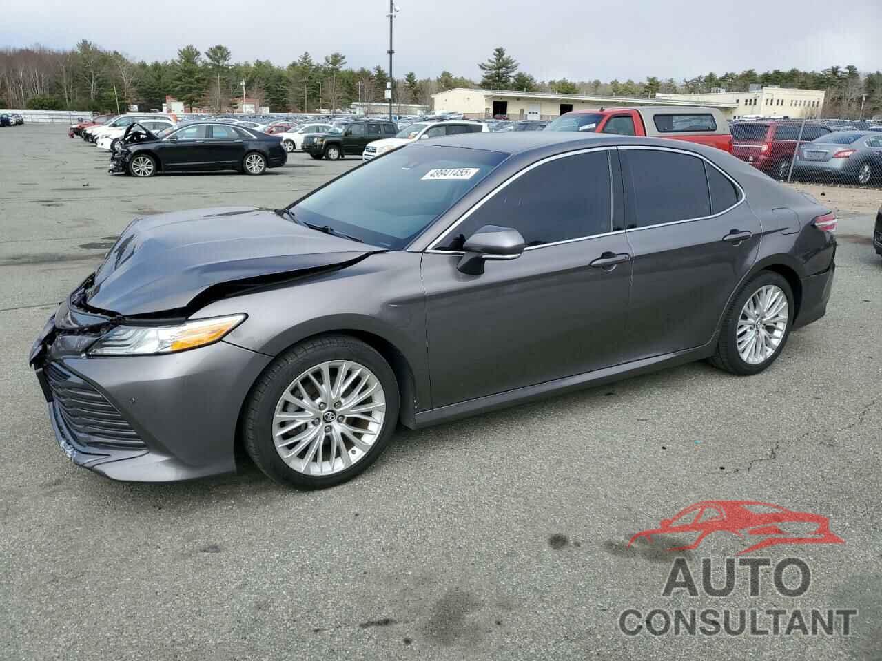 TOYOTA CAMRY 2018 - 4T1B11HK6JU072344