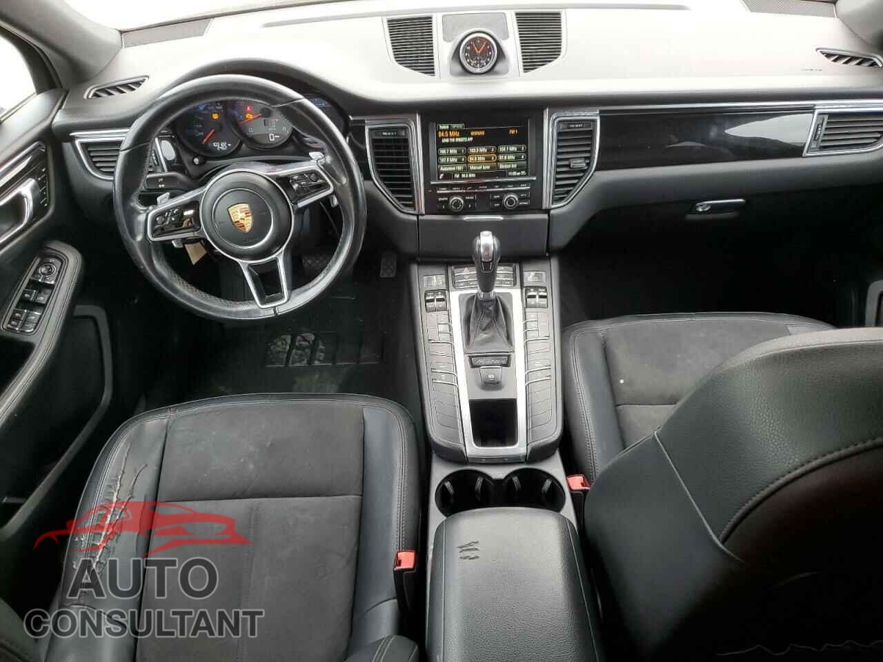 PORSCHE MACAN 2016 - WP1AB2A56GLB44776