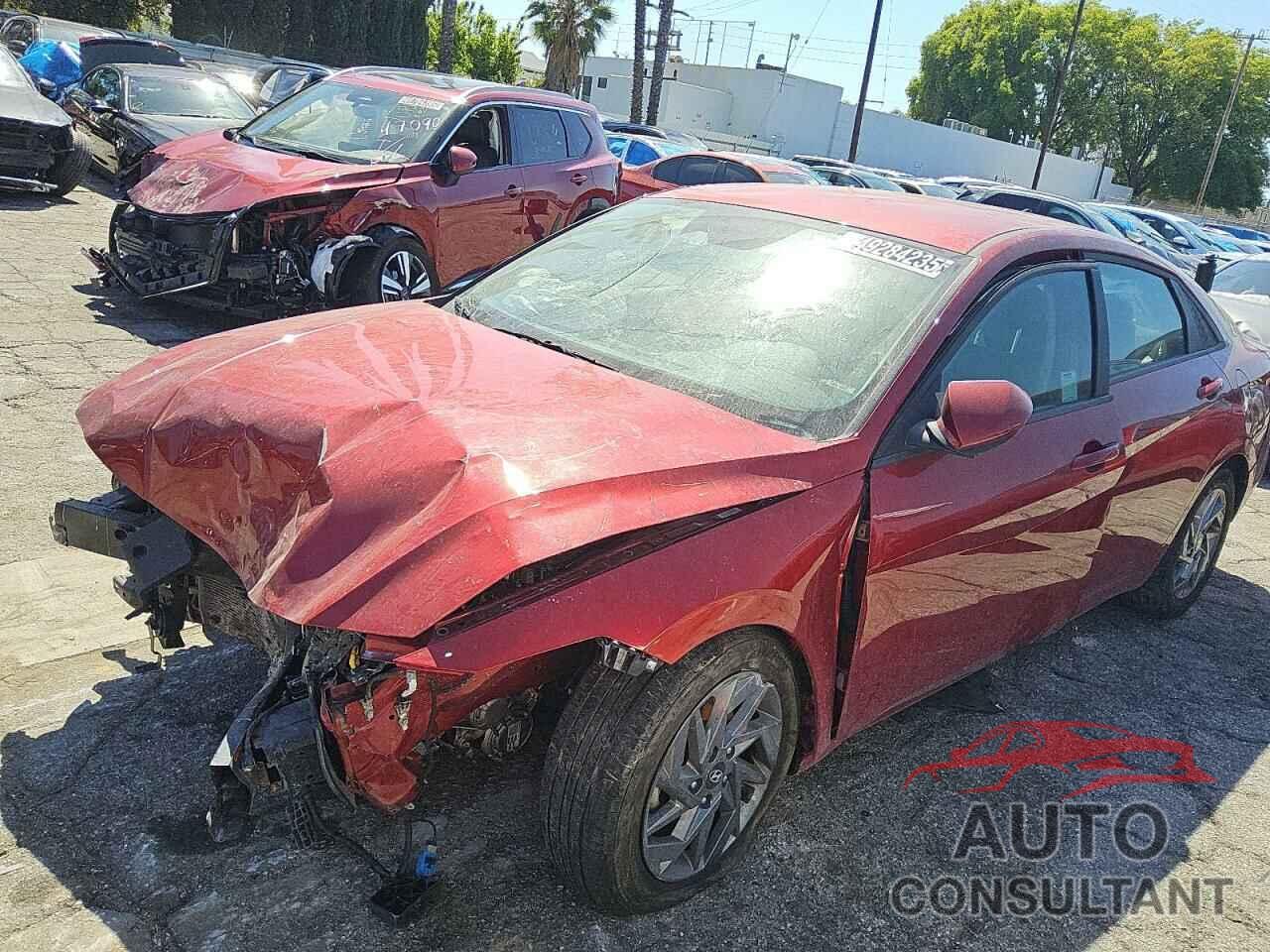 HYUNDAI ELANTRA 2024 - KMHLM4DJ1RU093351