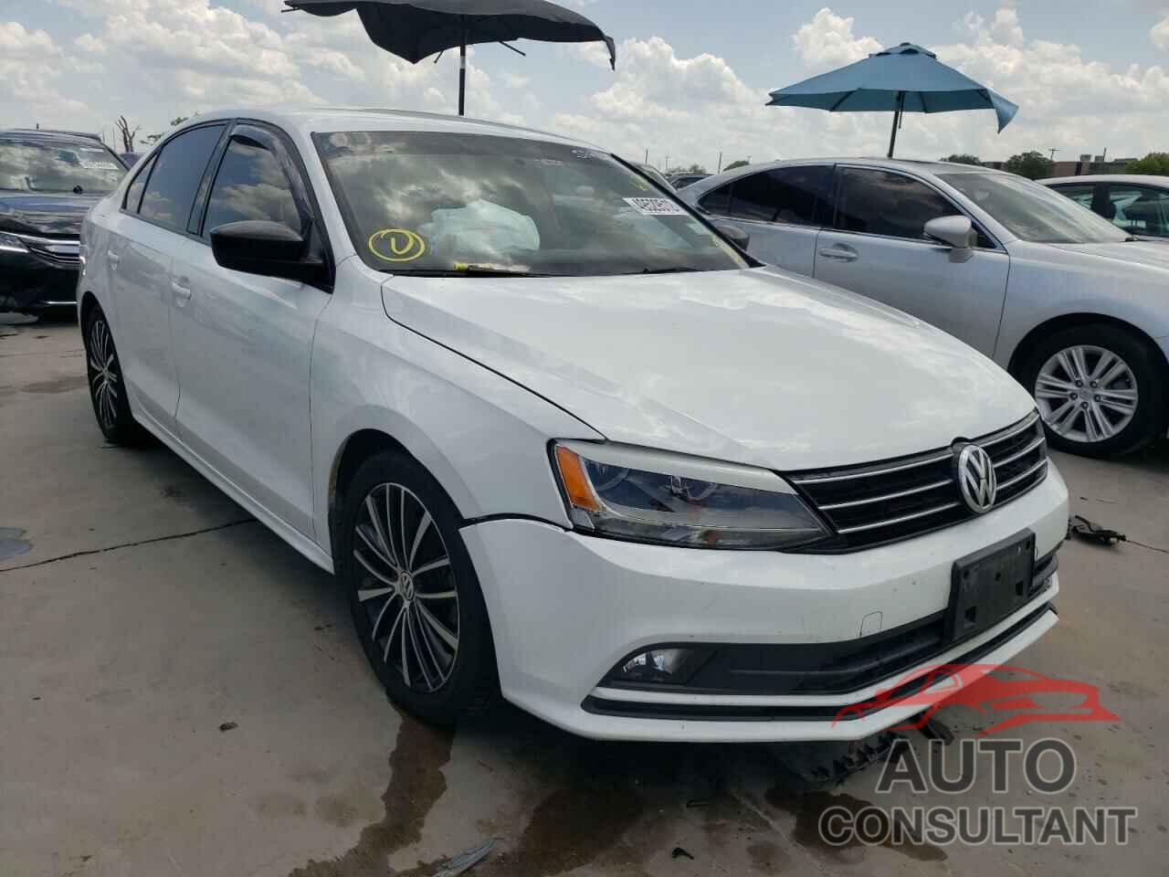 VOLKSWAGEN JETTA 2016 - 3VWD17AJ4GM221359